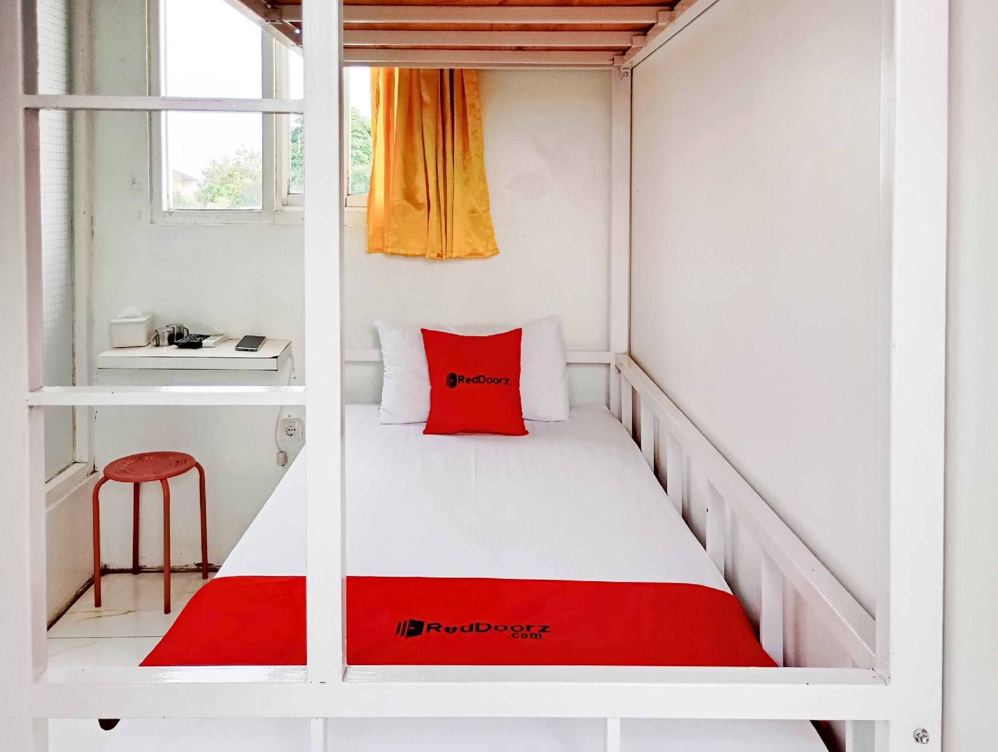 2 Bed Mixed Community Dorm