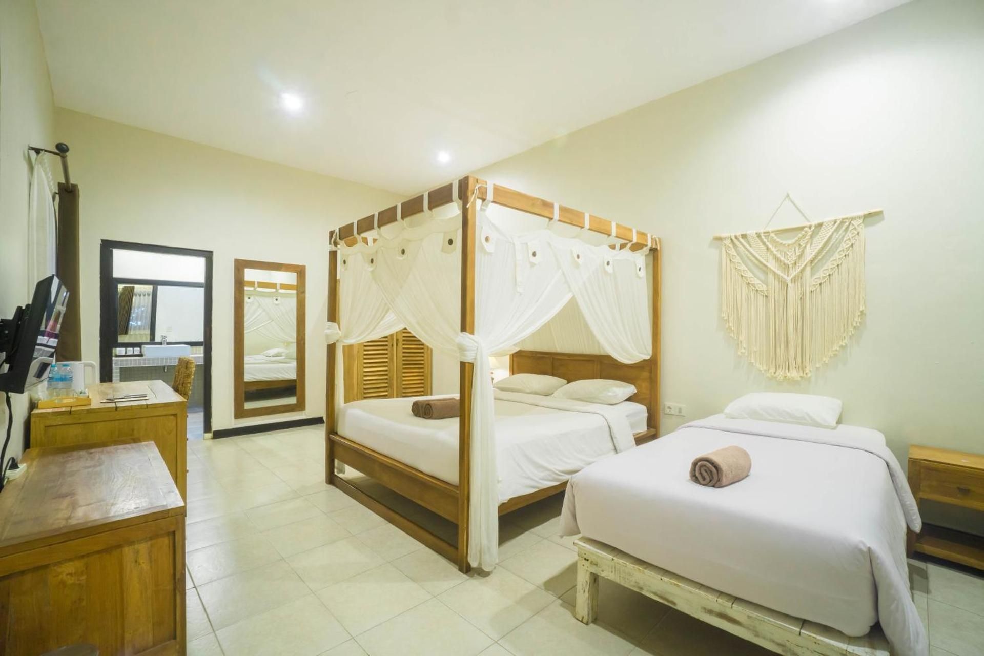 Deluxe Triple Room