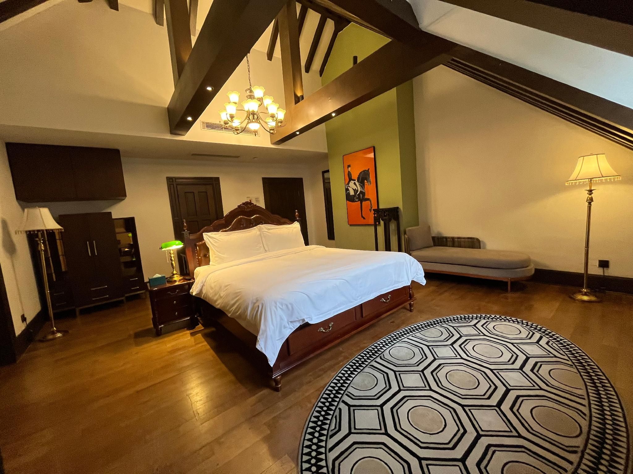Huaihai Mansion Old Villa Room