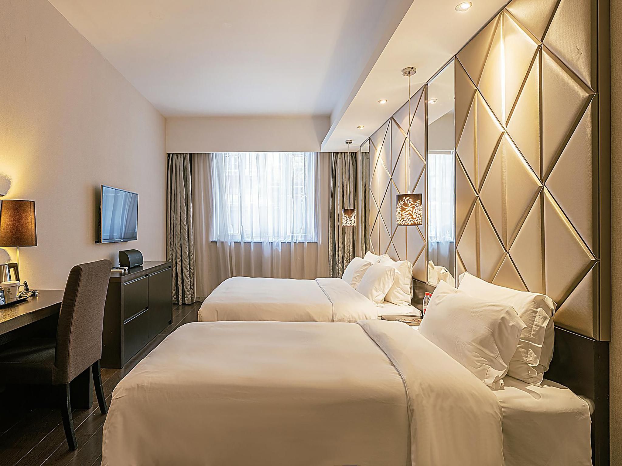 Huazhu - Deluxe Family Room