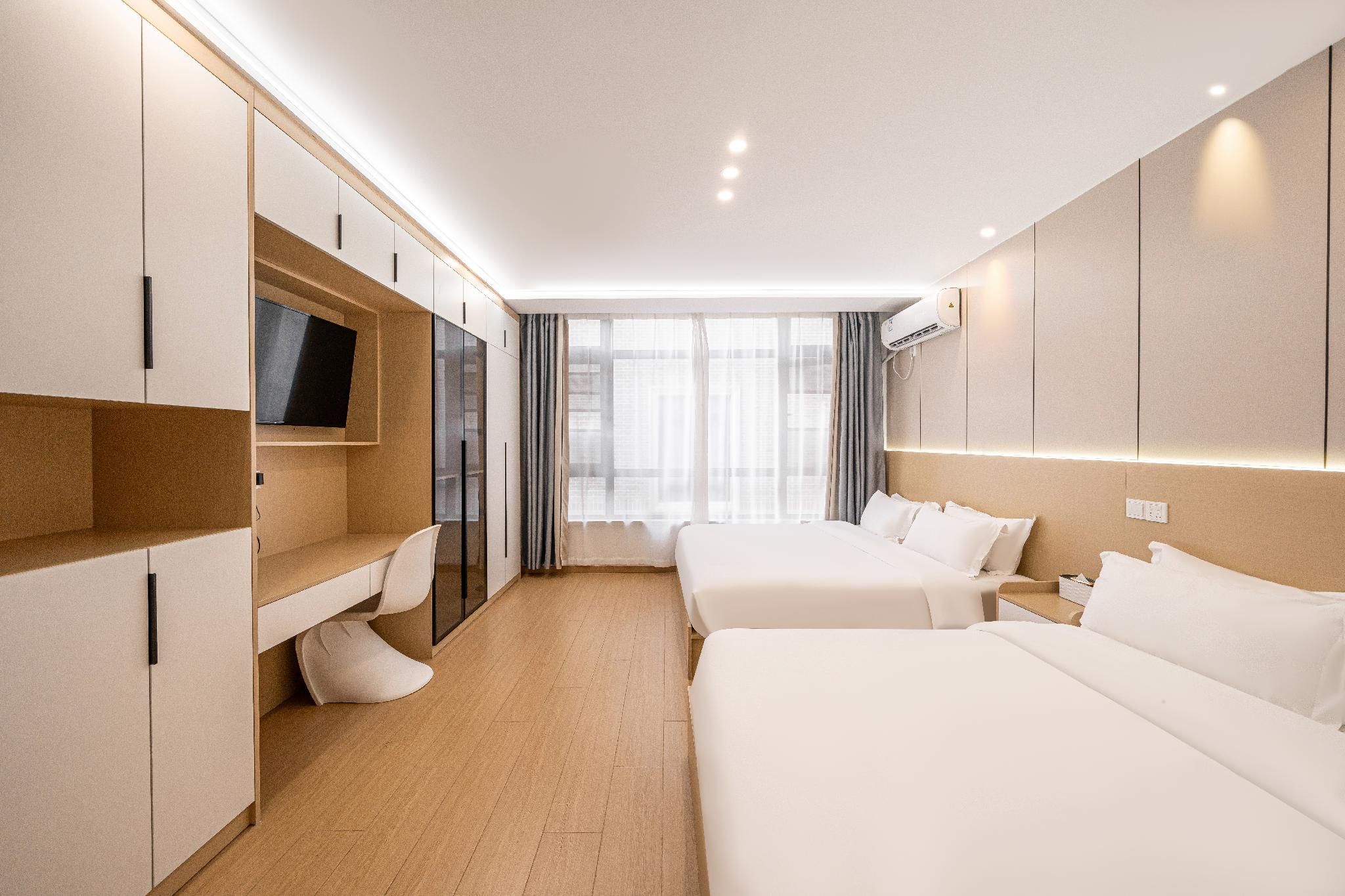 Guest Room - Twin Beds