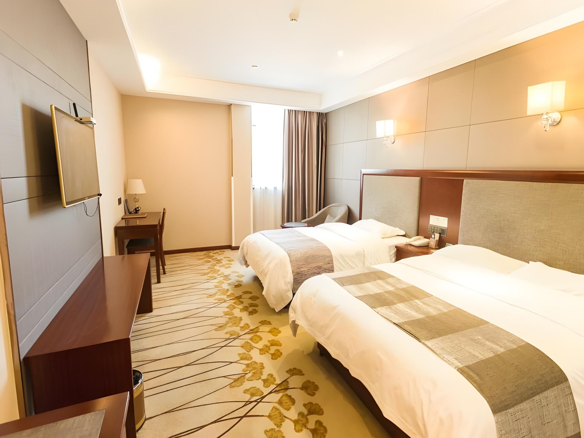 2 Bed Twin Superior Room