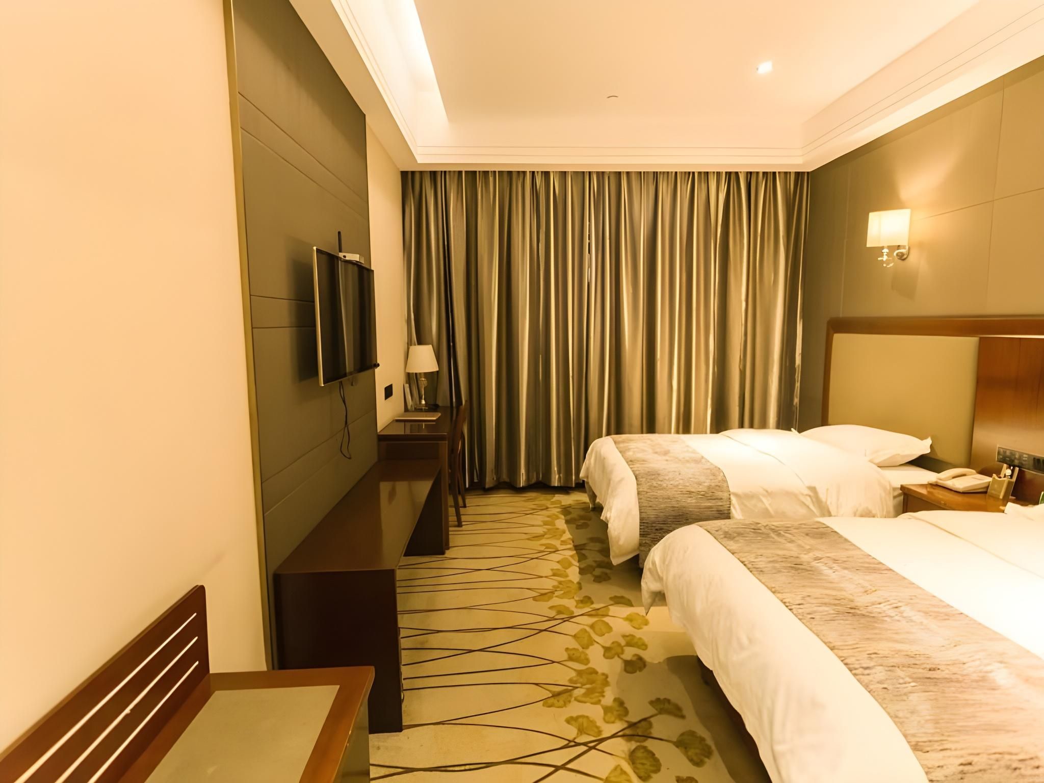 2 Bed Twin Superior Room