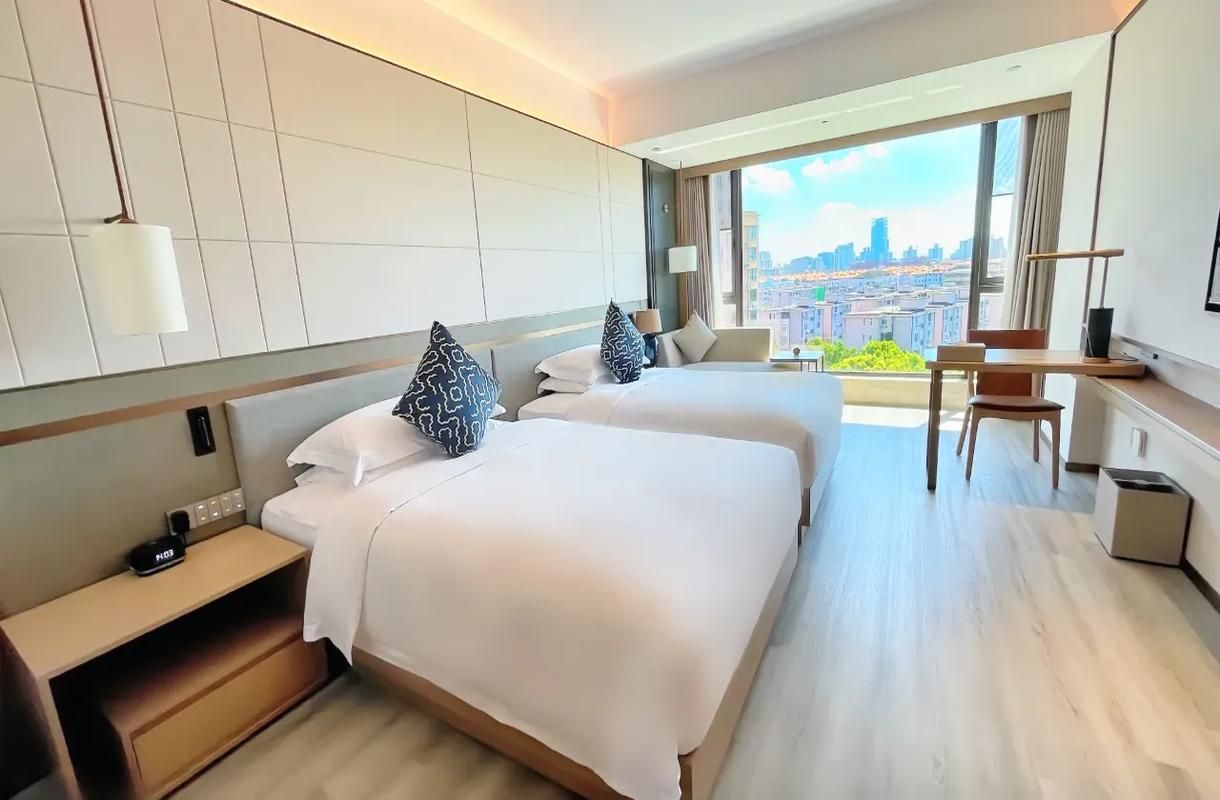 River View Twin