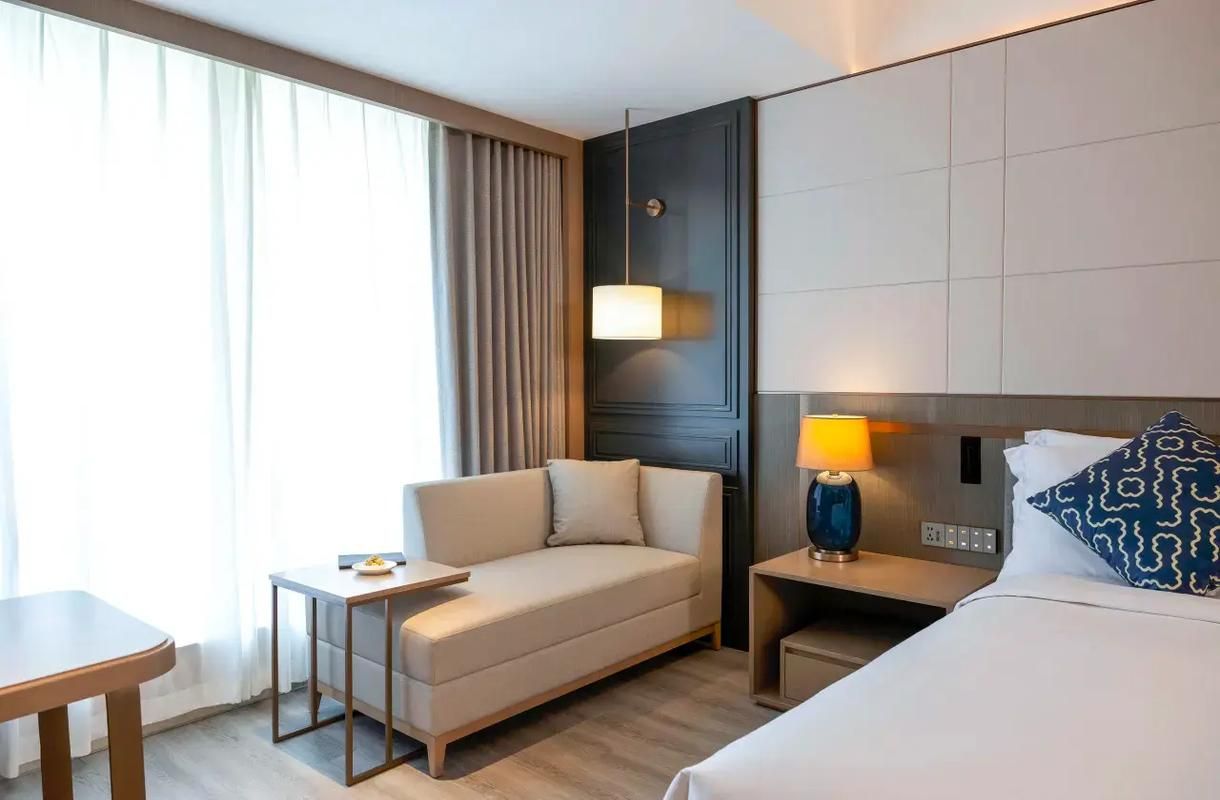 Premier Deluxe River View Twin Room