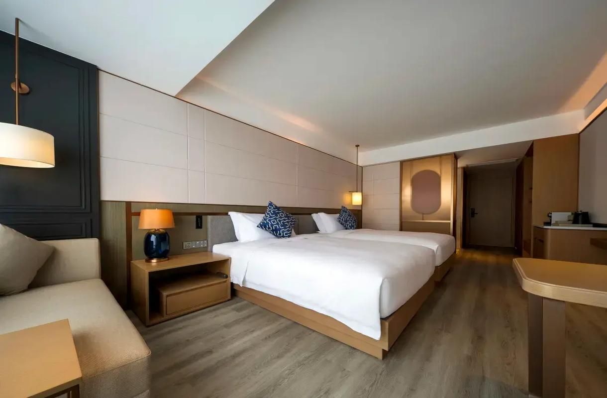 King Twin Room With City View