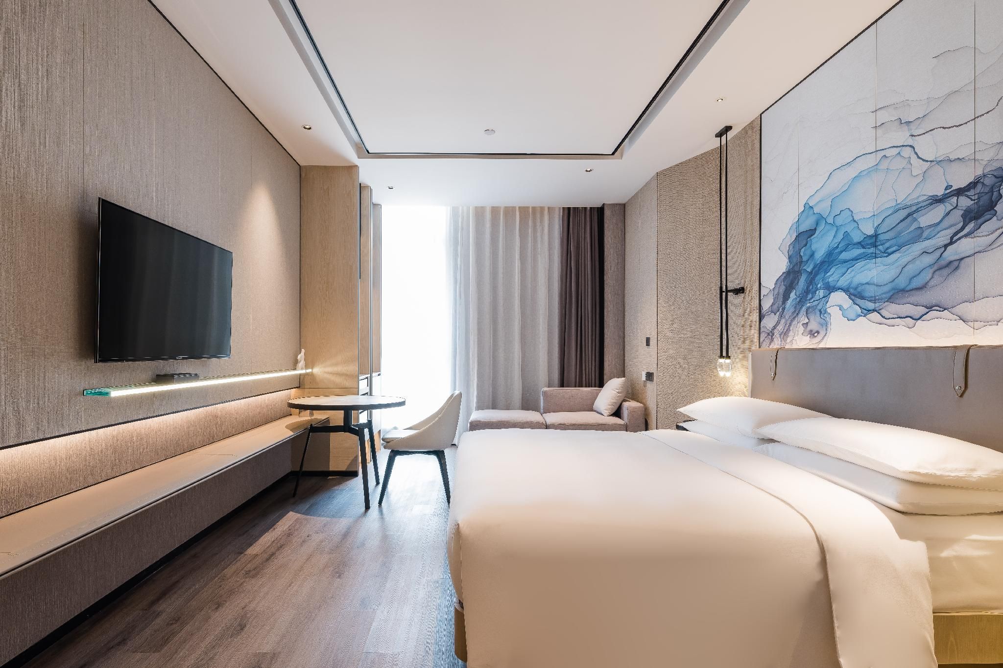 Yunhe Yebo Hotel (Shanghai Hongqiao Hub National Exhibition Center) 云和夜泊酒店（上海虹桥枢纽国展中心店） Deluxe Queen Combo 2