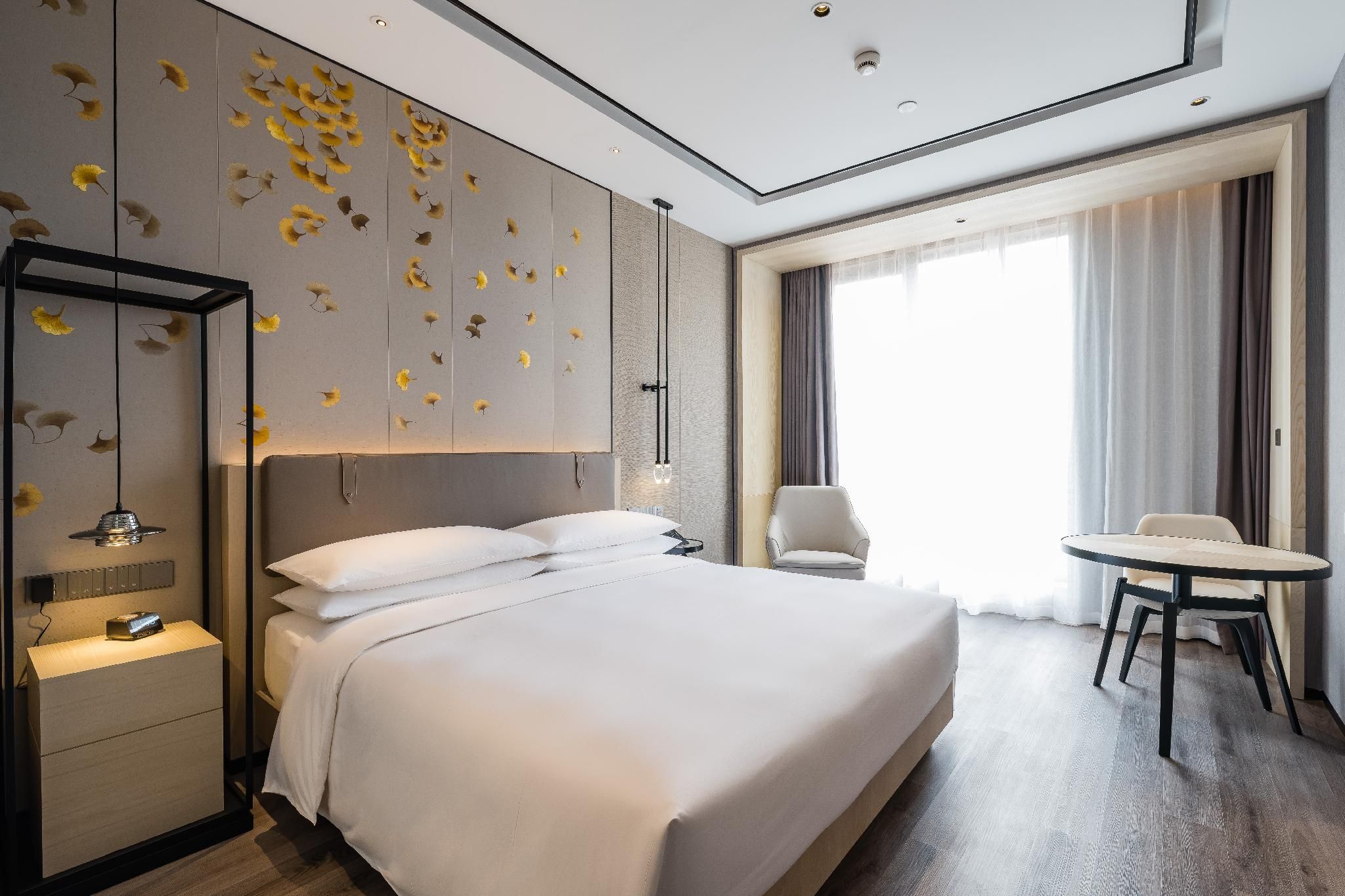 Yunhe Yebo Hotel (Shanghai Hongqiao Hub National Exhibition Center) 云和夜泊酒店（上海虹桥枢纽国展中心店） Stand Queen Room