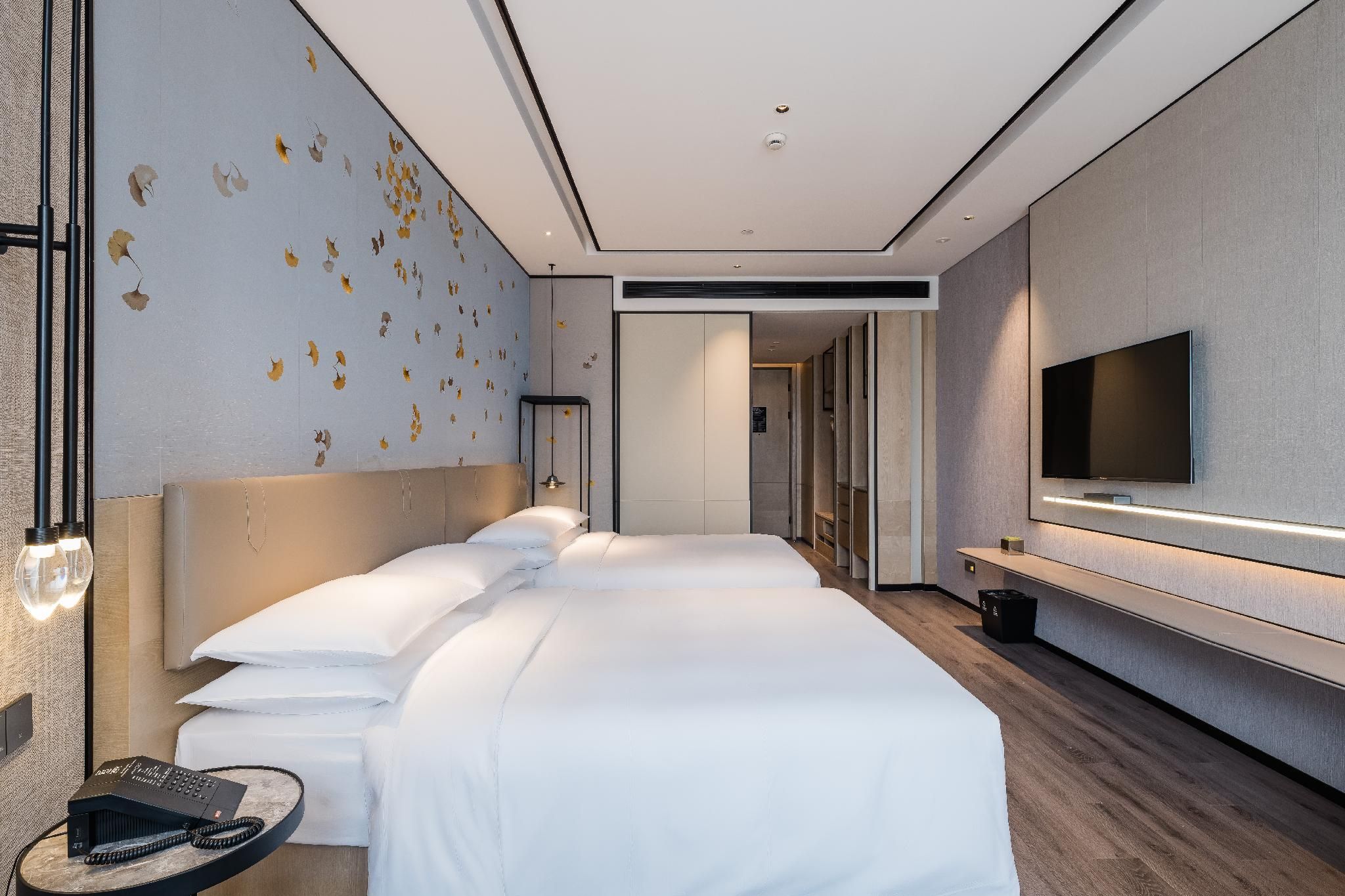 Yunhe Yebo Hotel (Shanghai Hongqiao Hub National Exhibition Center) 云和夜泊酒店（上海虹桥枢纽国展中心店） Twin Beds Standard Room 2
