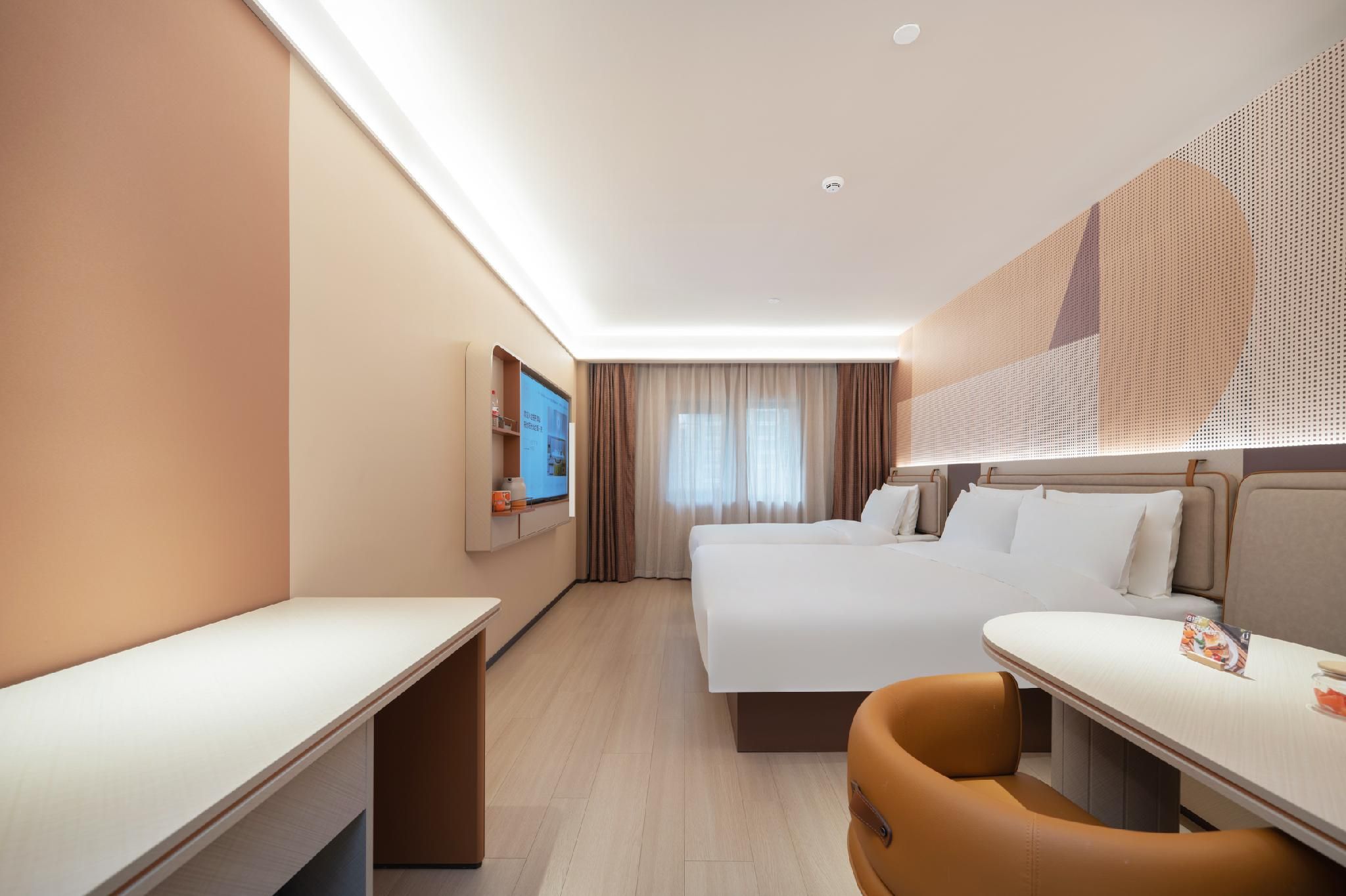 Huazhu - Family Room