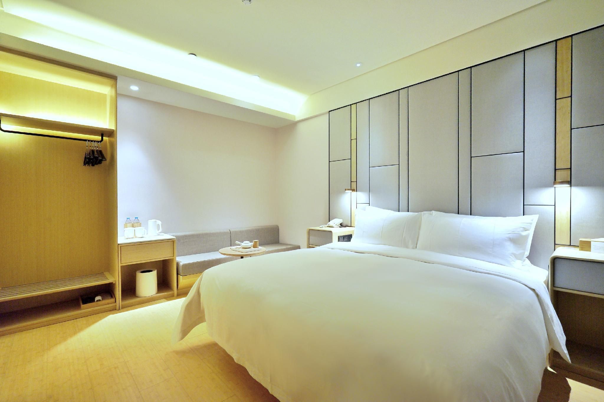 Ji Hotel Shanghai Wujing Normal University Huazhu - Room With Bed