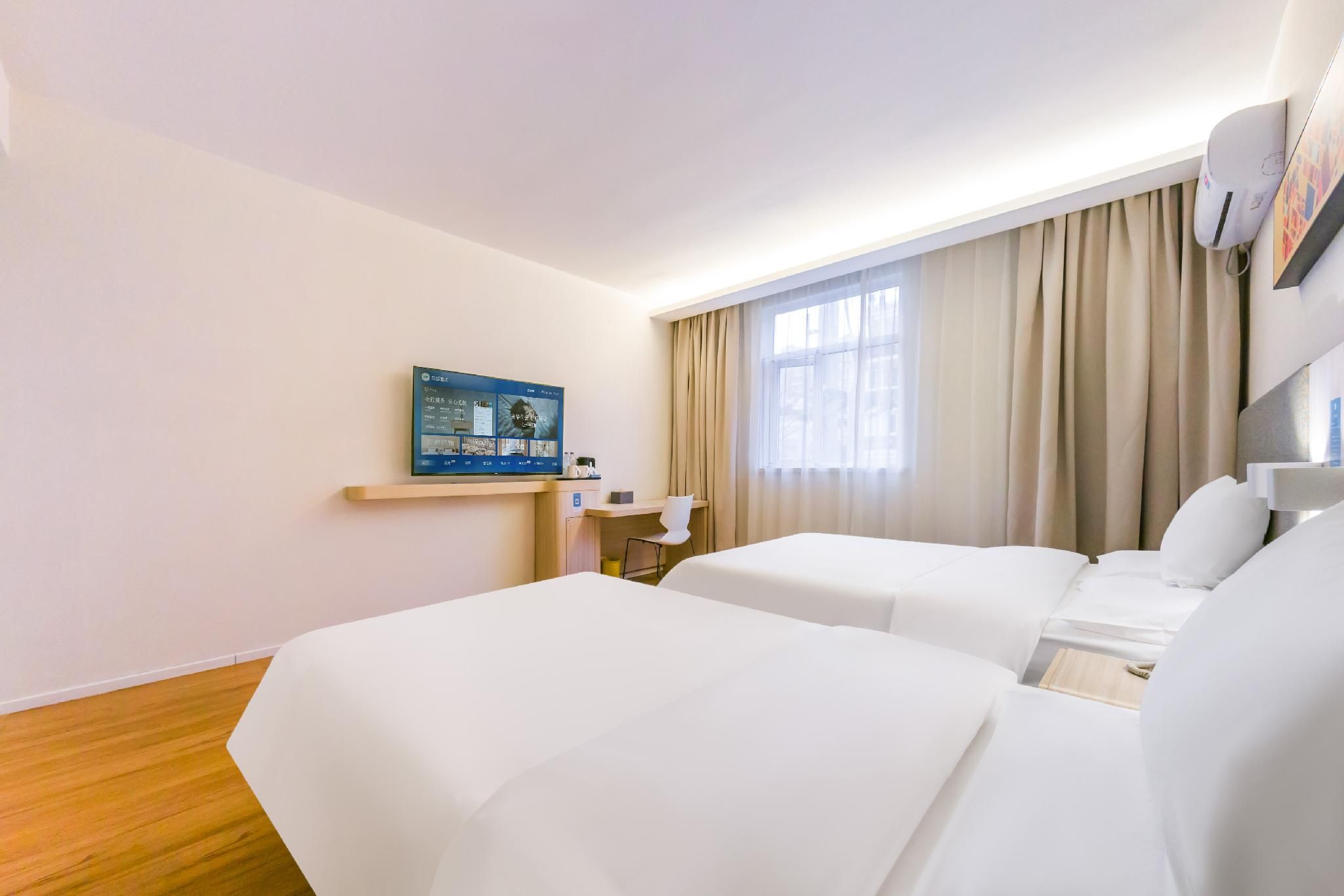 Twin Business Room