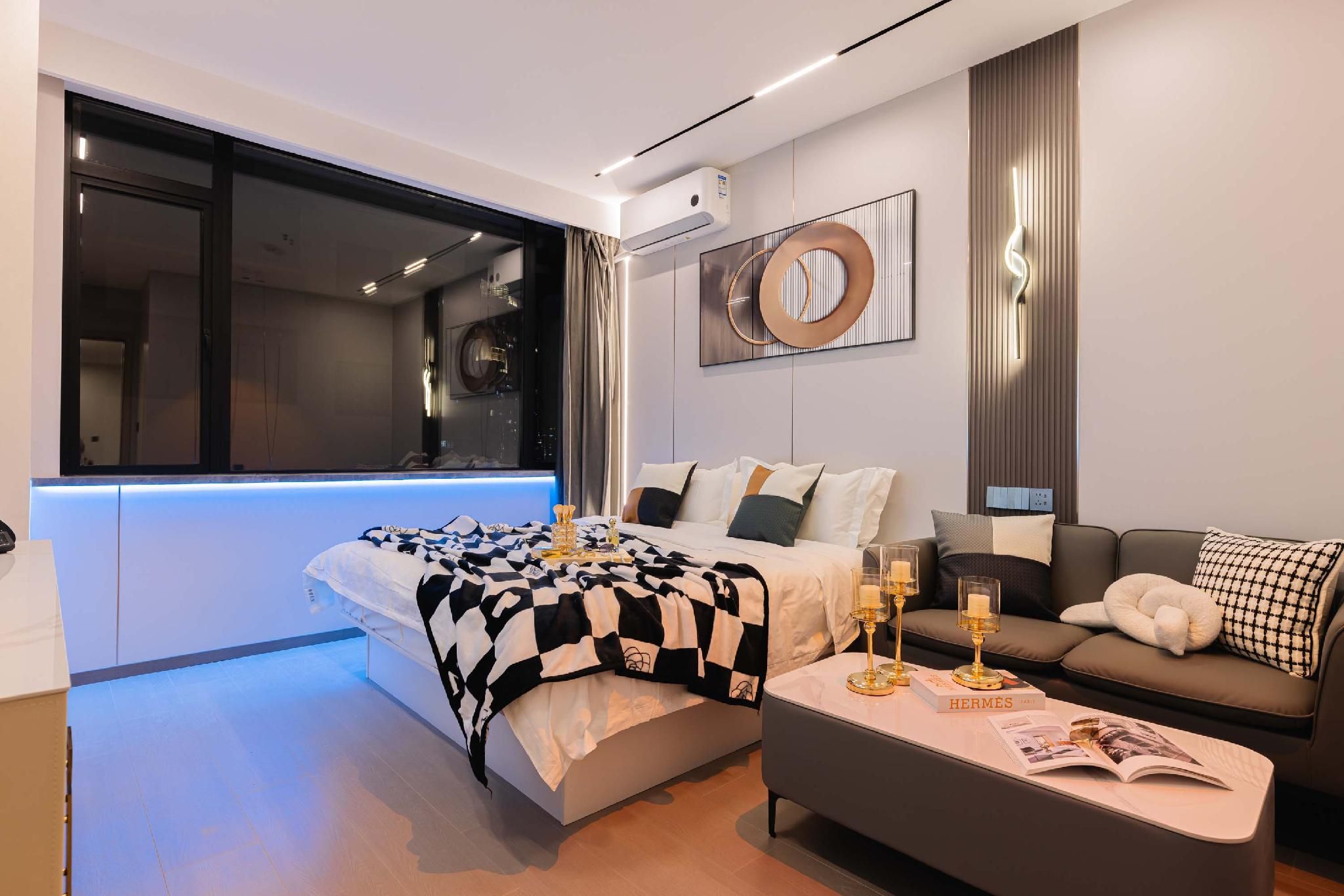 King Twin Room With City View