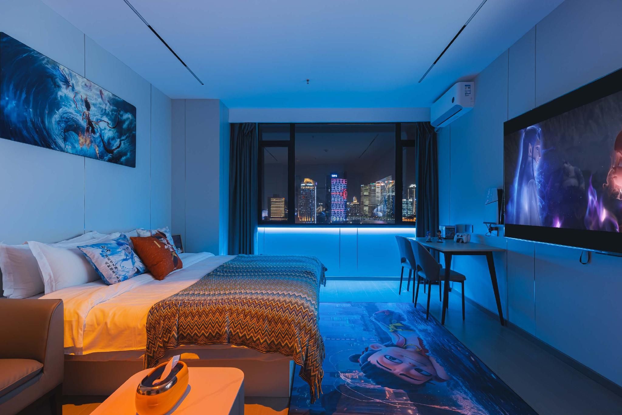 Queen Room with View