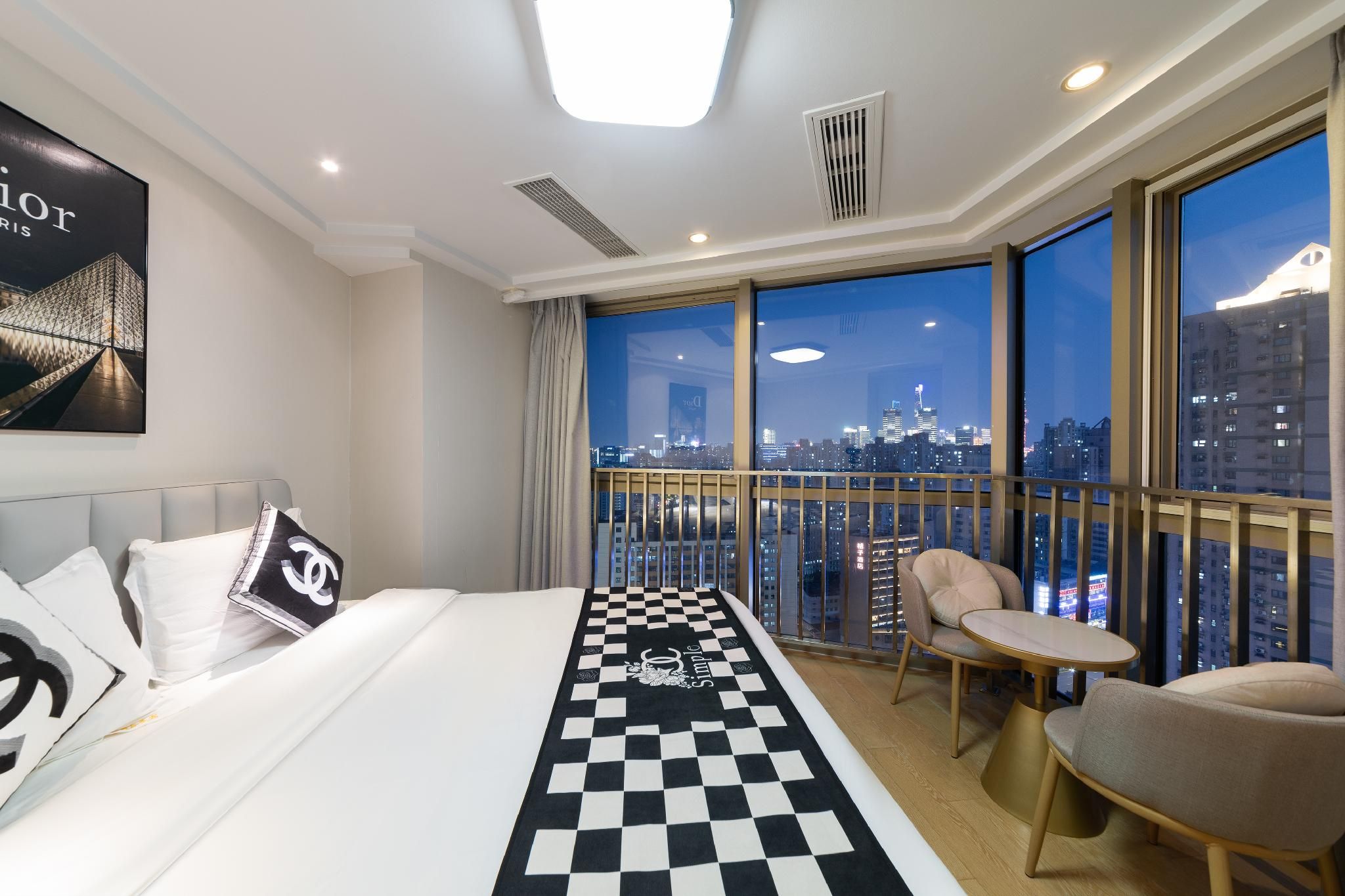 Suite with View