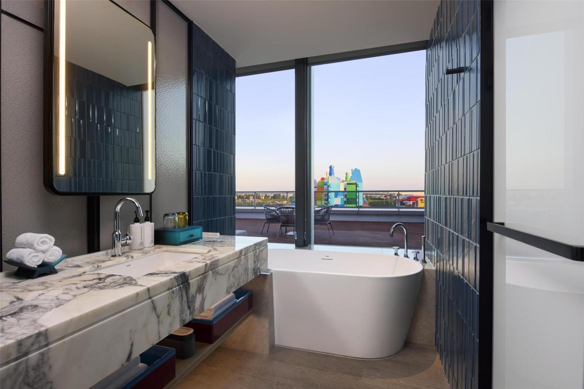 Deluxe King Room with Terrace