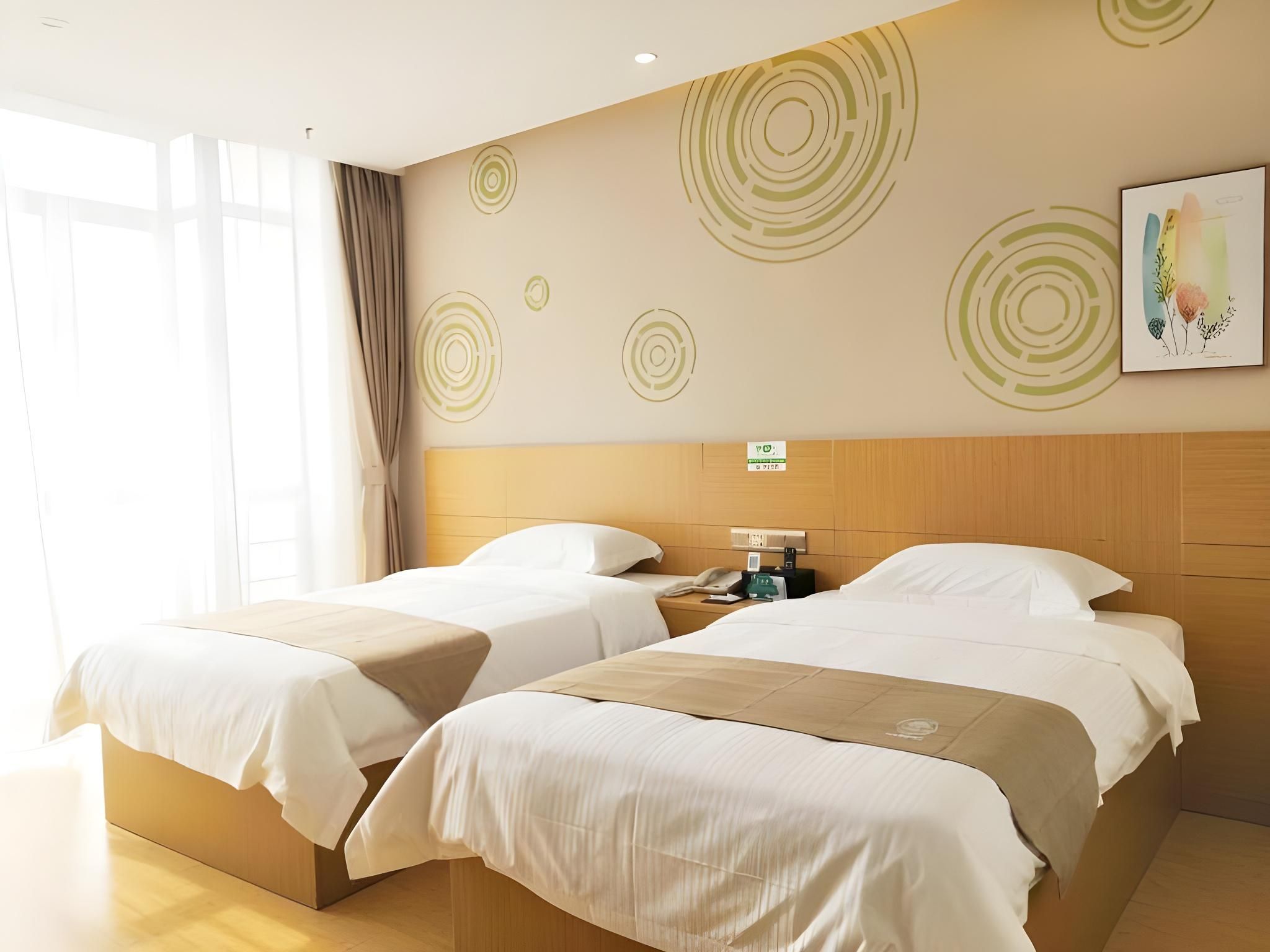 2 Bed Twin Superior Room