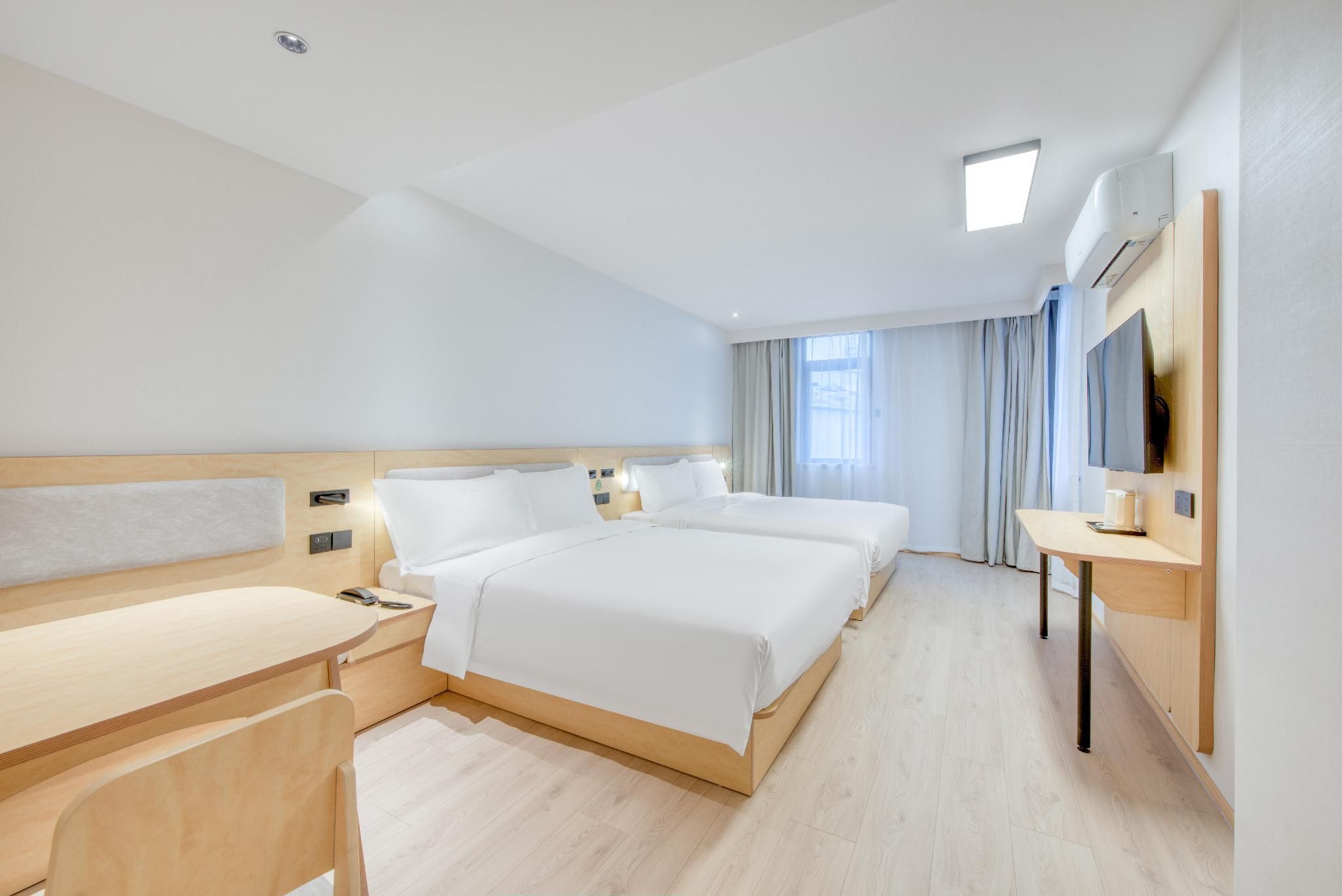 Huazhu - Superior 1 Bed Room