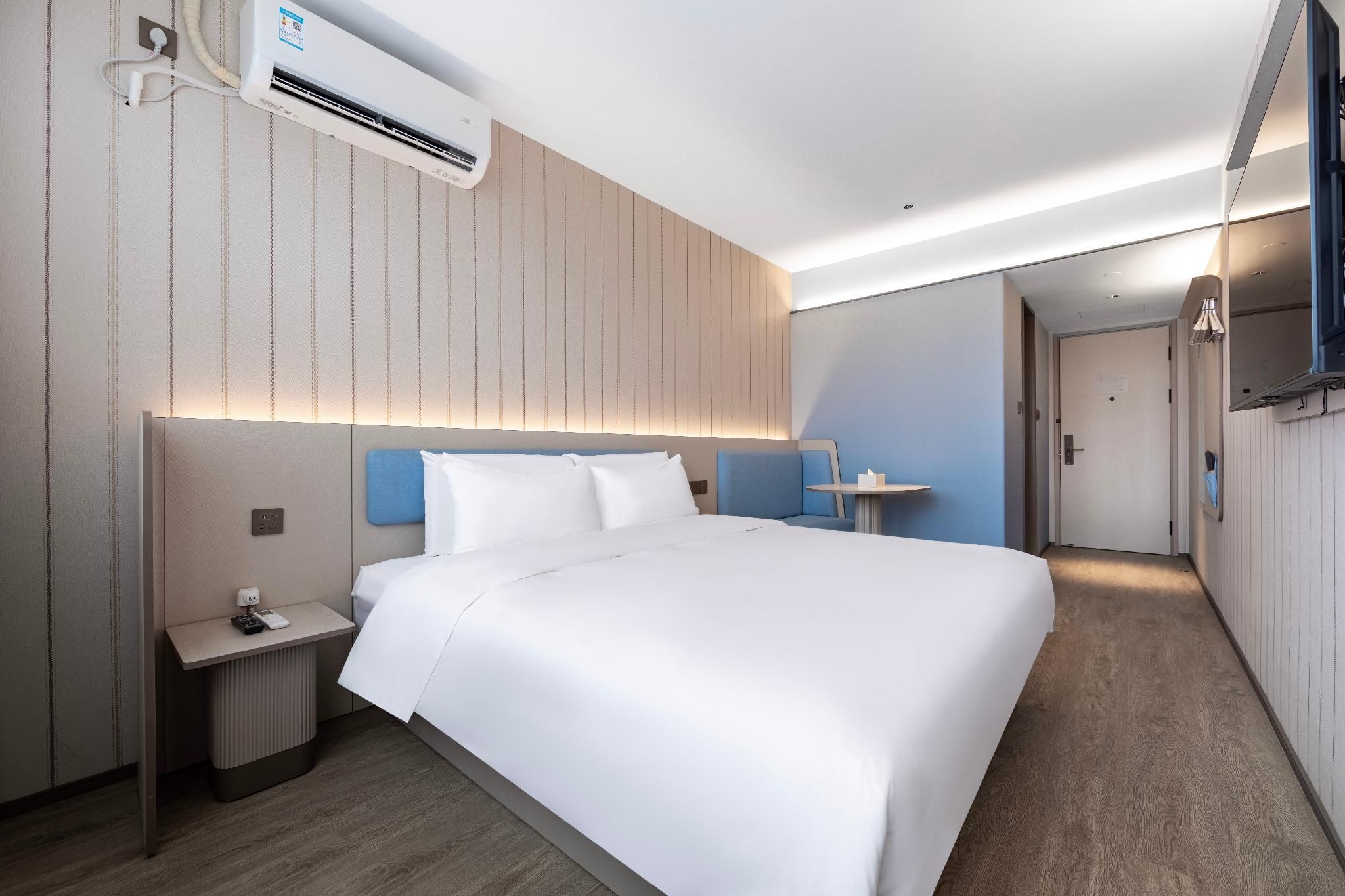 Huazhu - Superior BedRoom