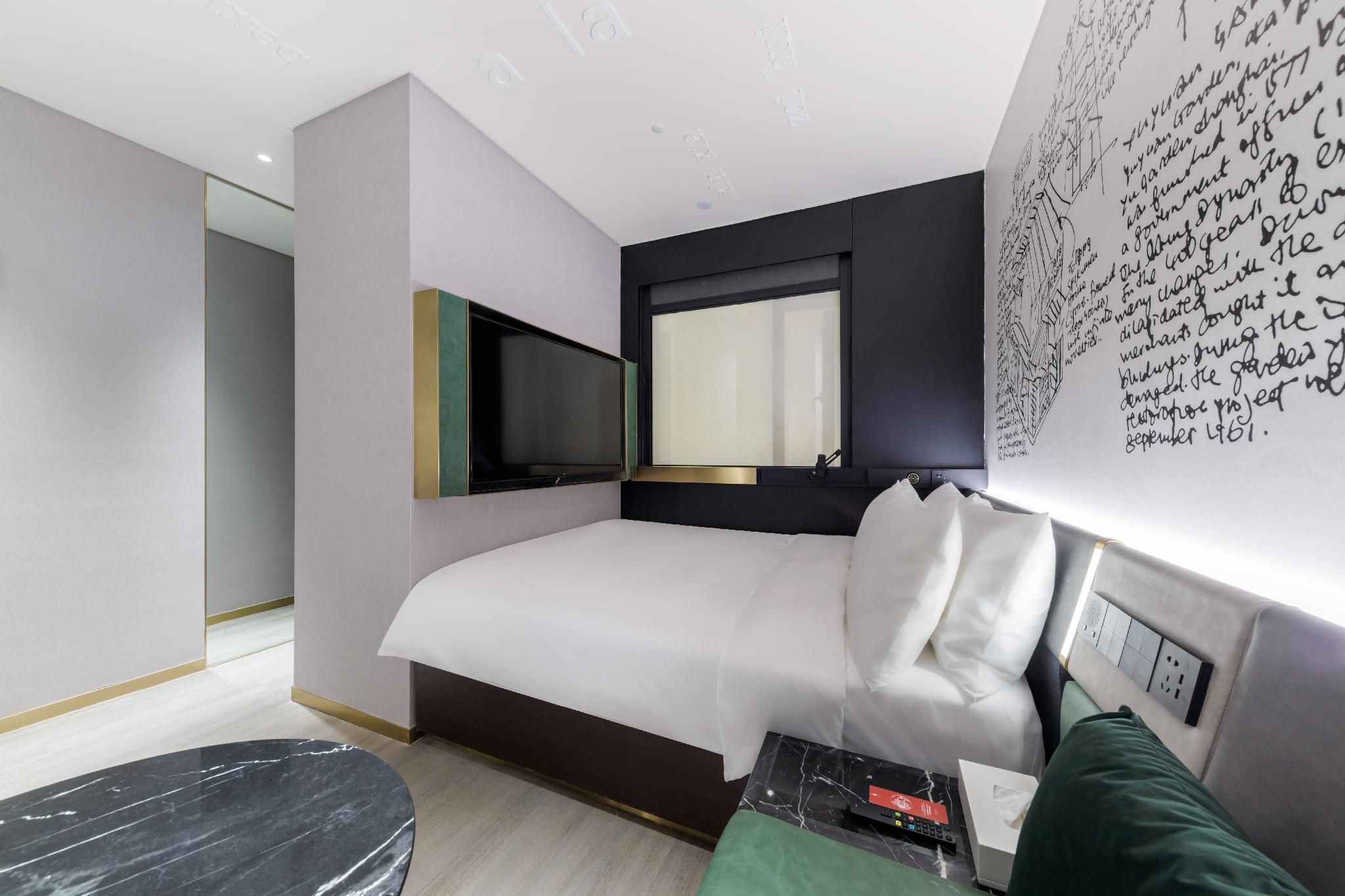 Huazhu - 1 Bed Room