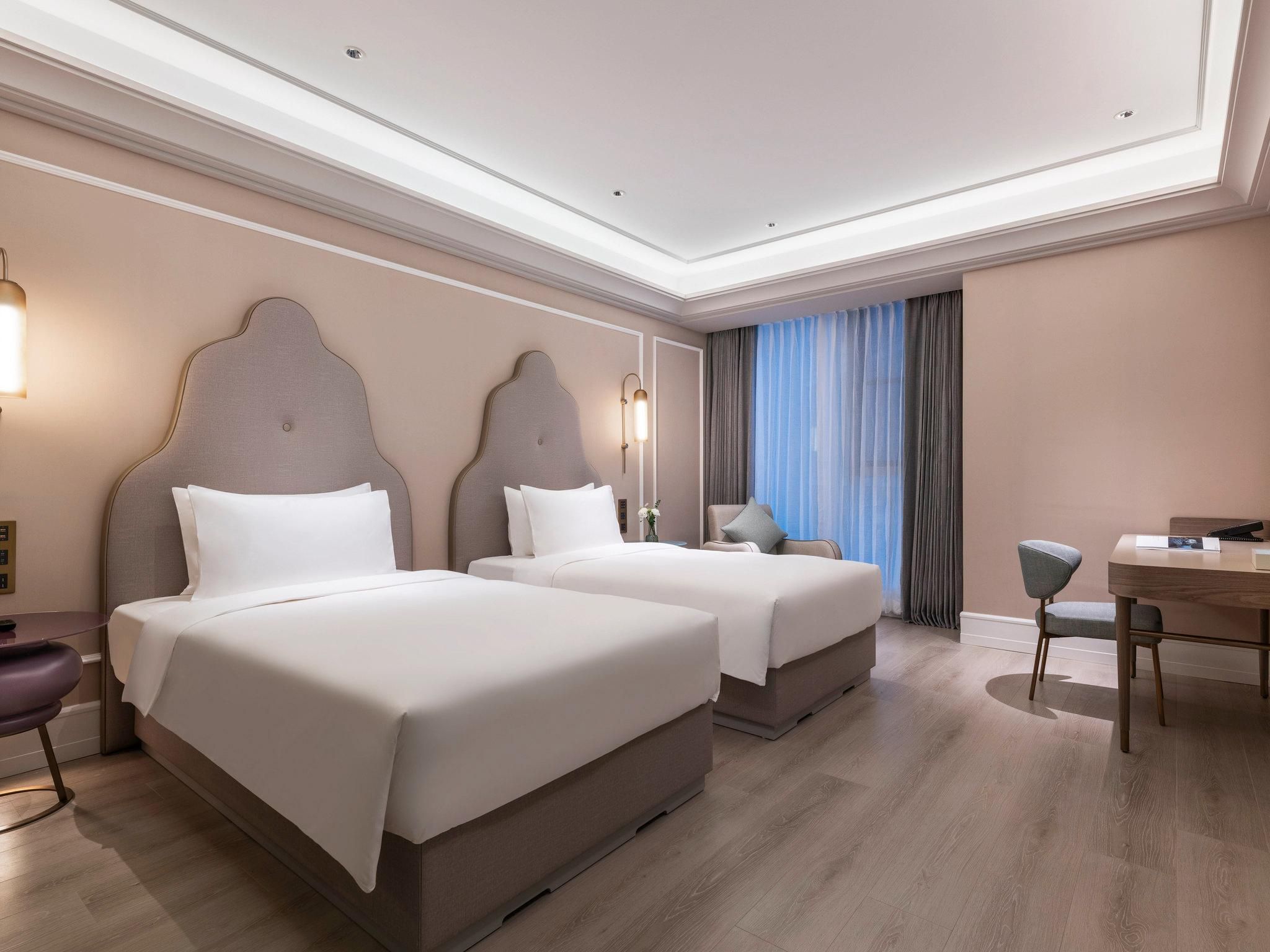 PRIVILEGE ROOM, Two Single Beds