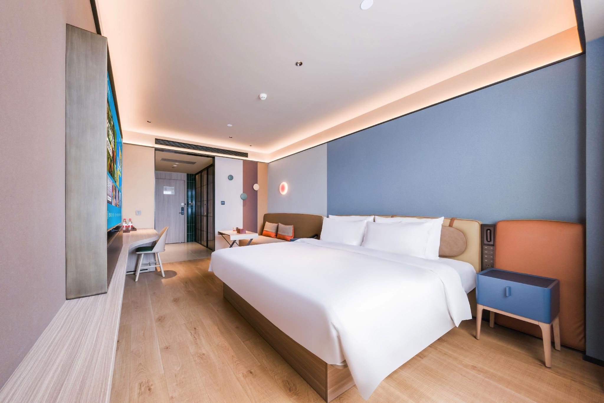 Huazhu - Superior BedRoom