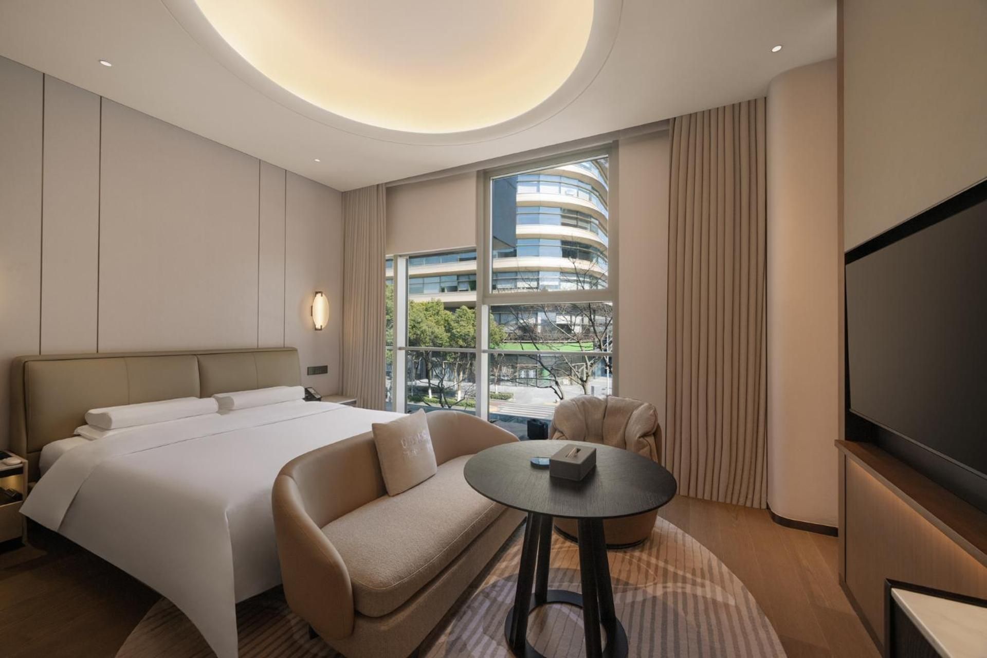 MLILY Hotel Deluxe Room Queen