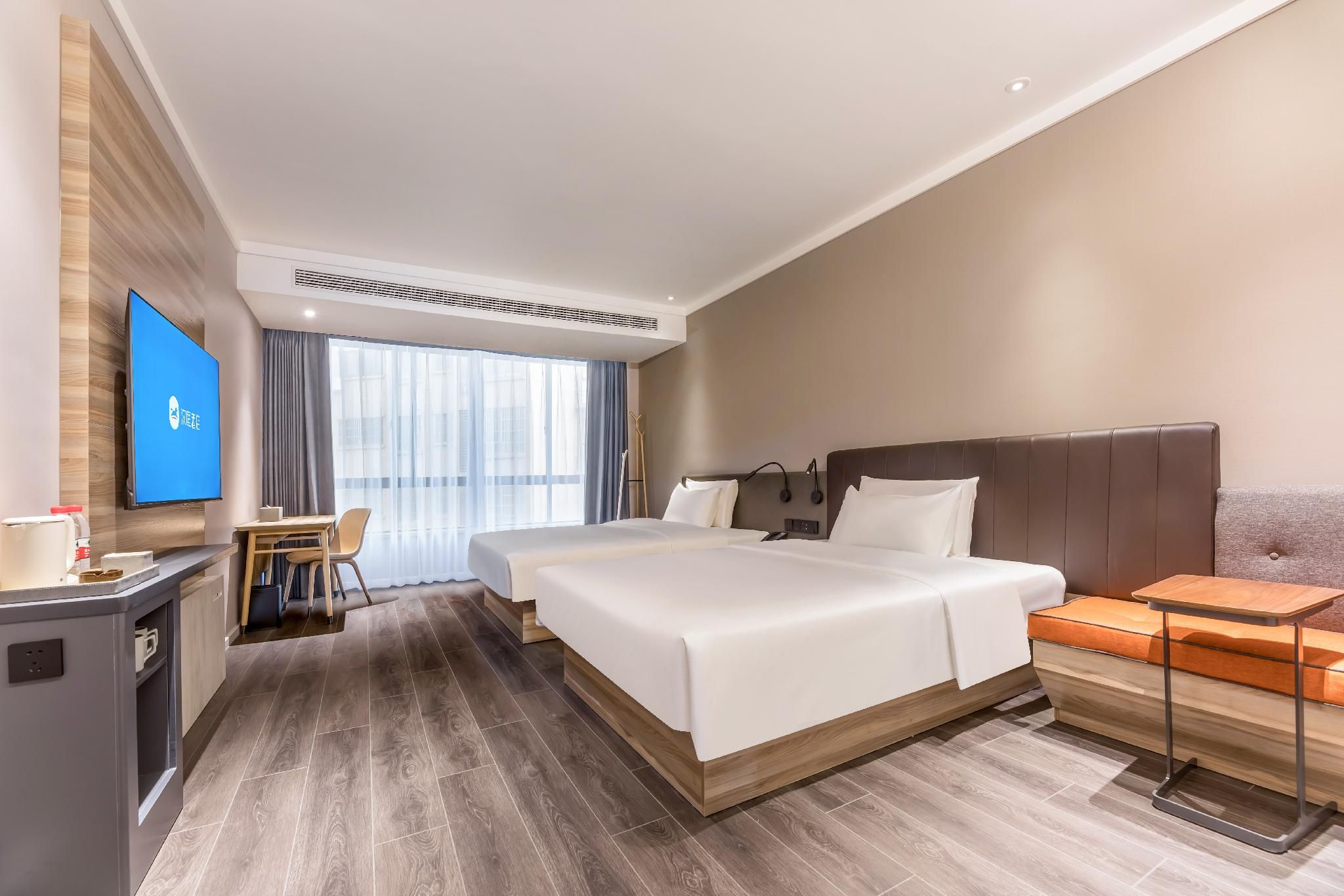 Twin Business Room