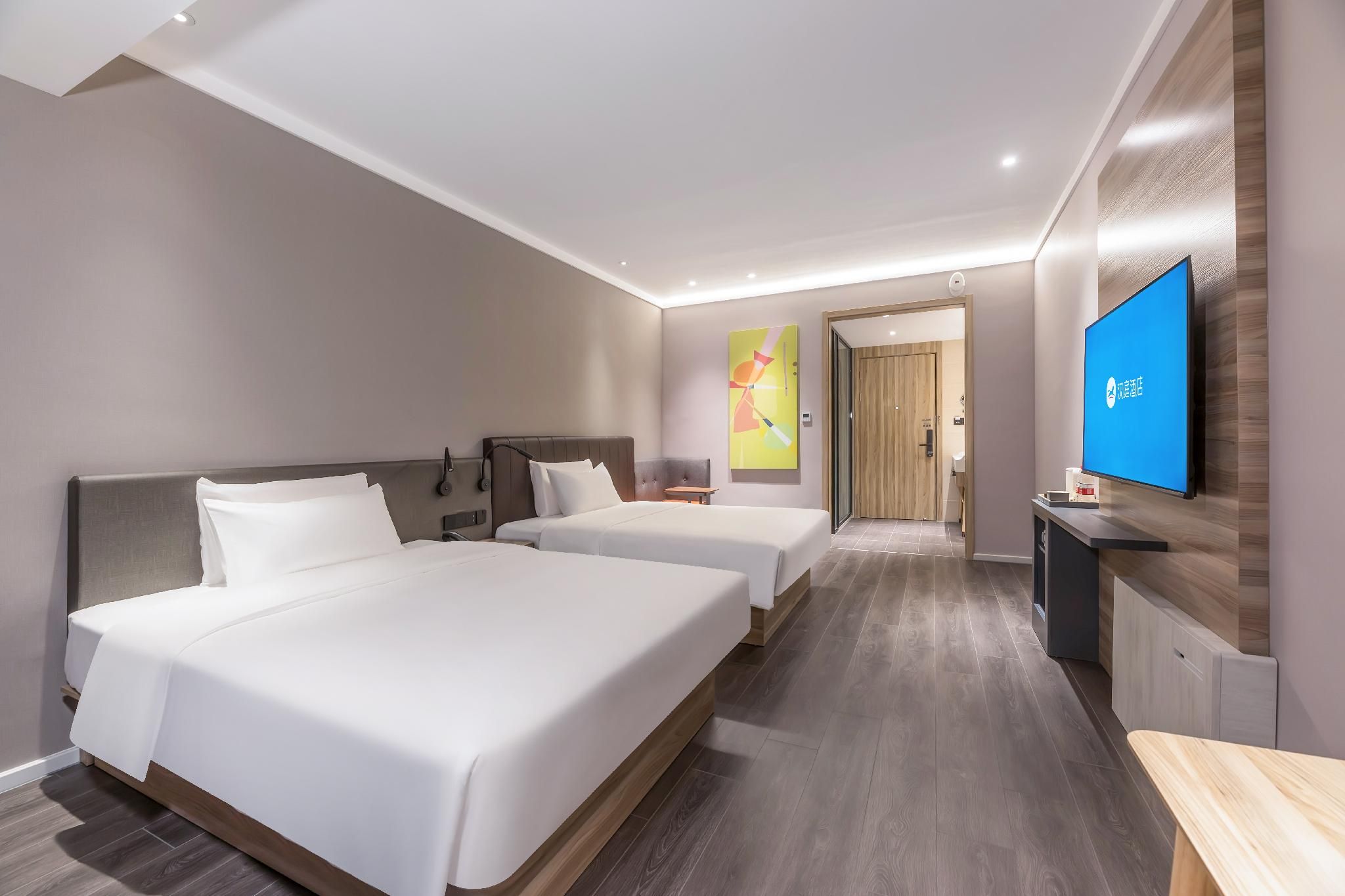 Twin Business Room