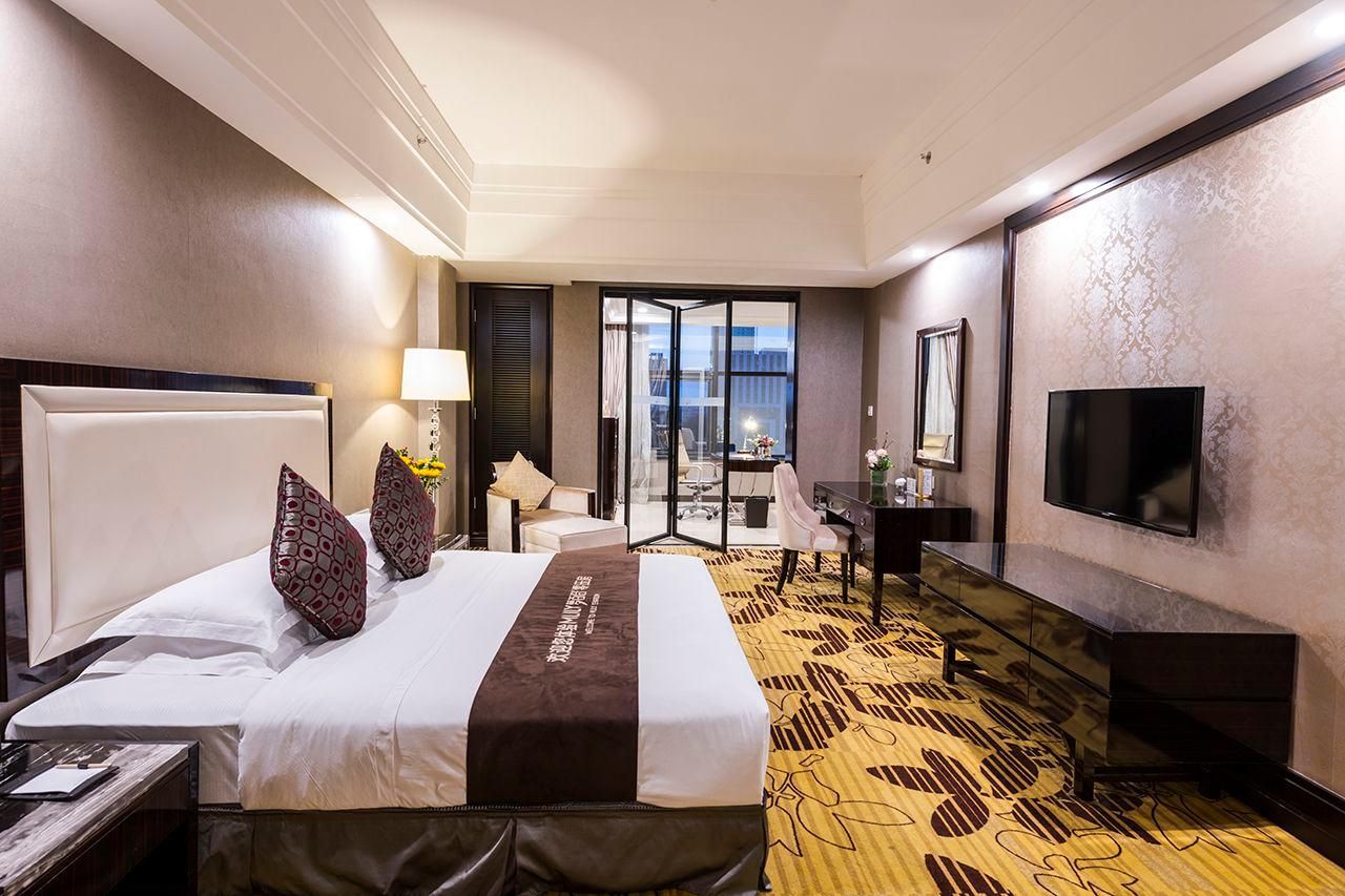 Executive Suite