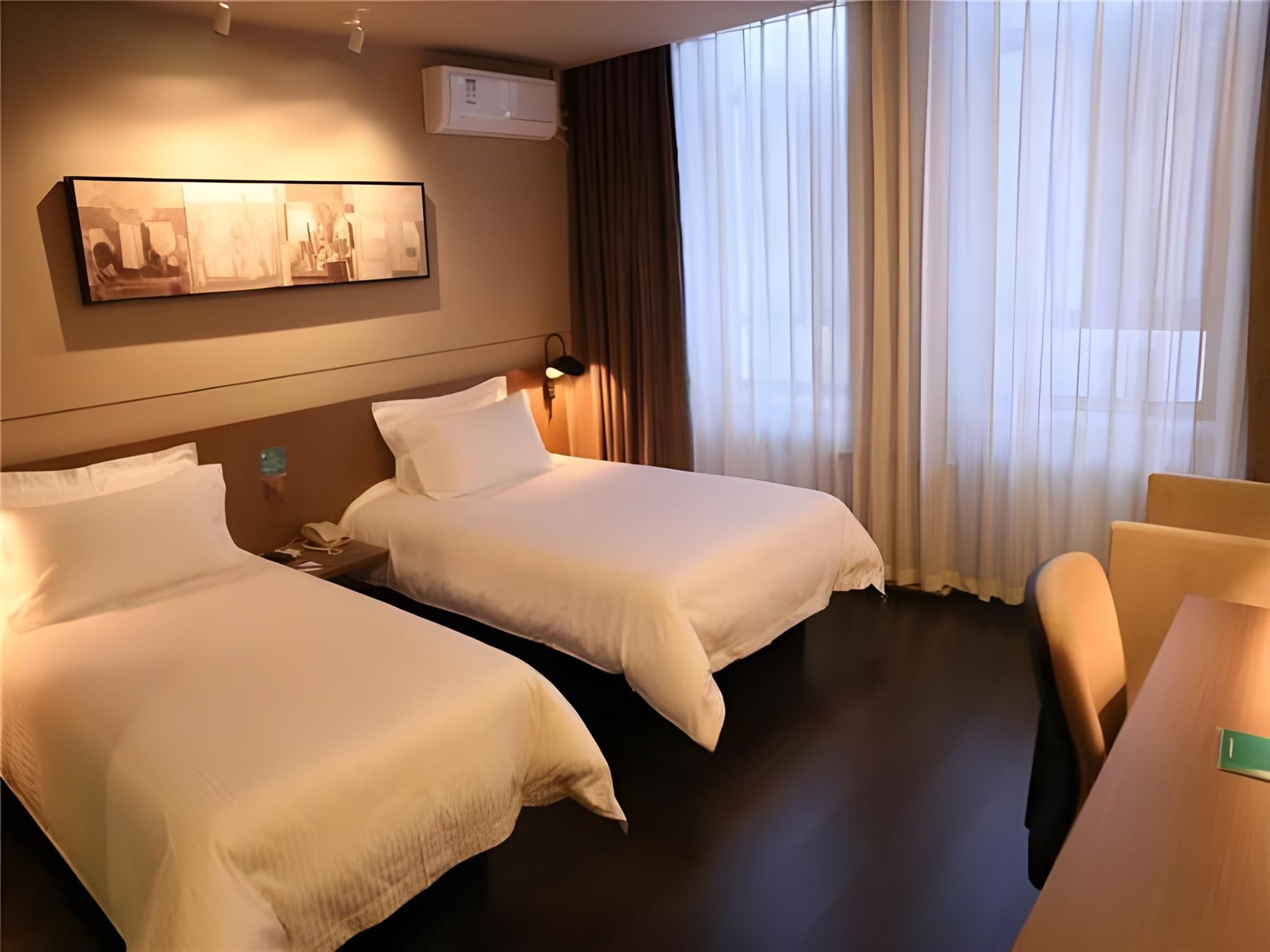 Select Business Room A