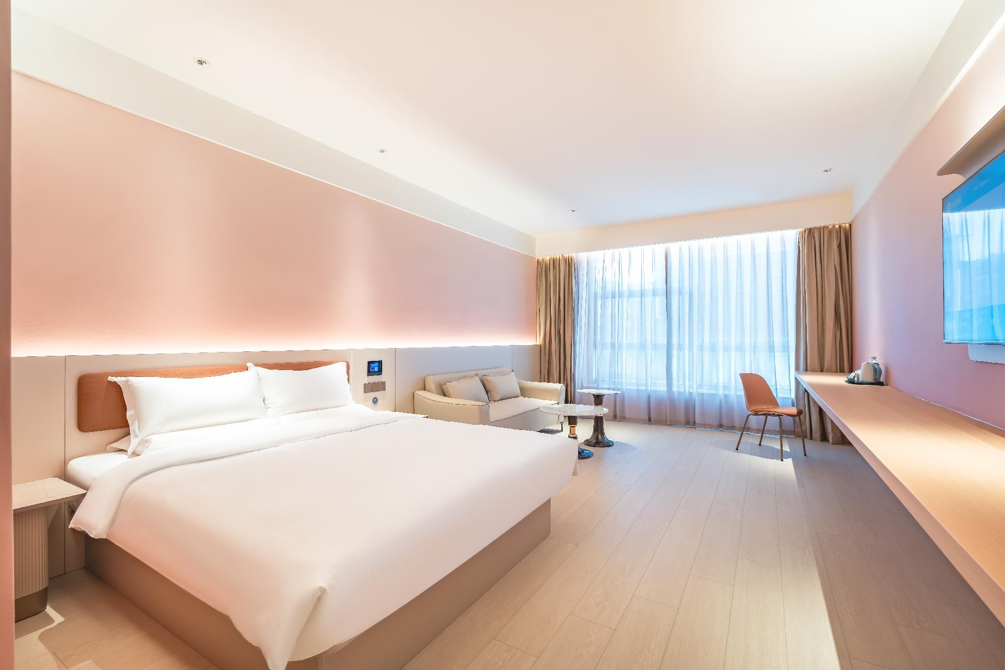 Business Queen Bed Room