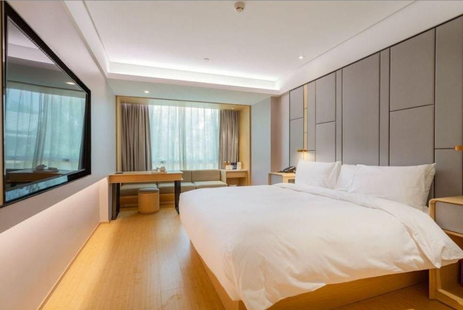 Business Queen Bed Room