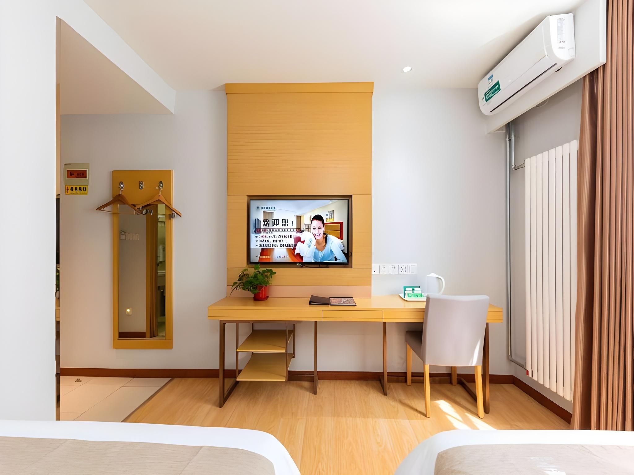 2 Bed Twin Superior Room