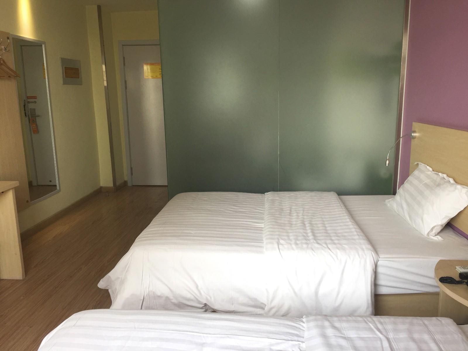 7 Days - Zizhu Twin Room