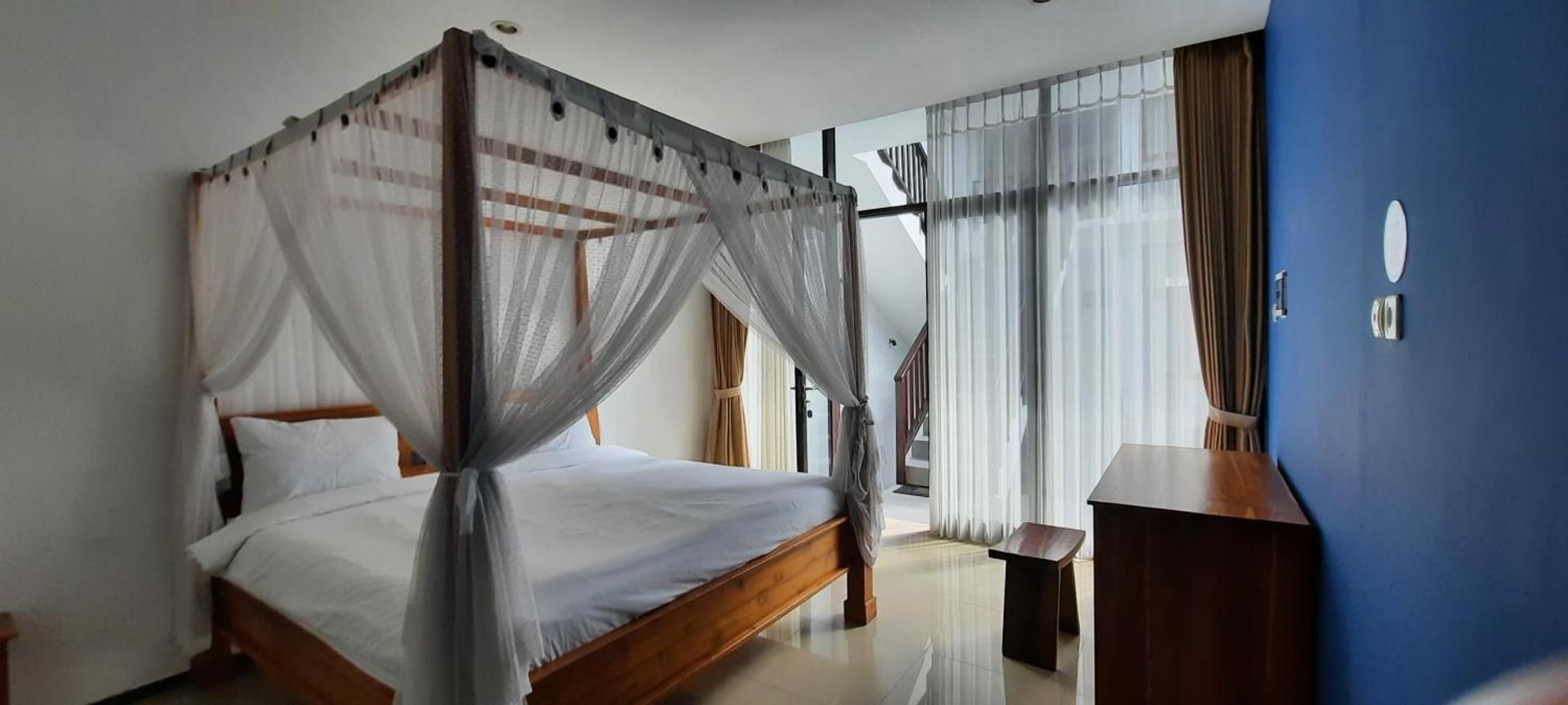 King Room with Pool View