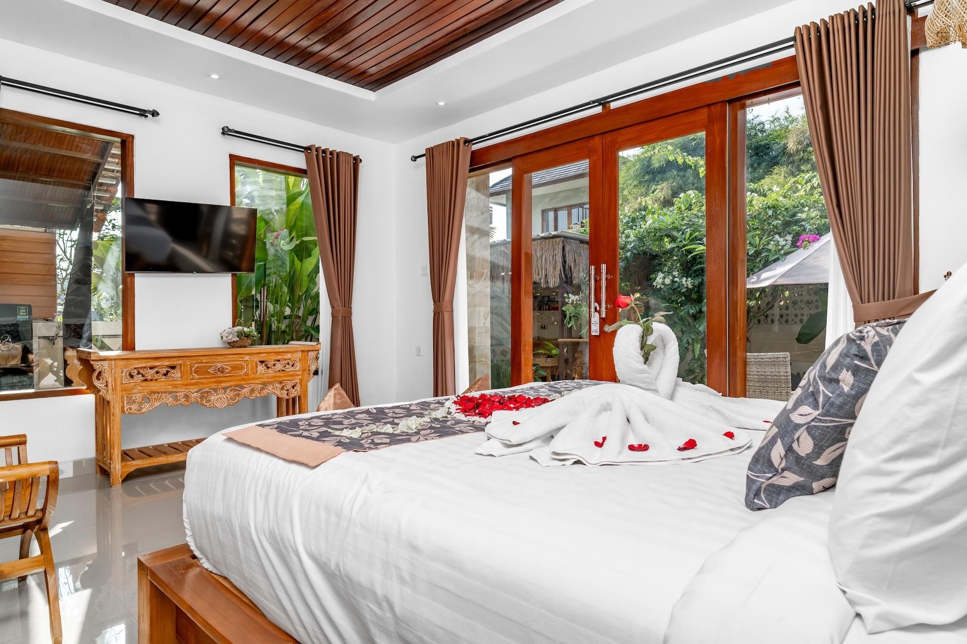 Three Bedroom Villa with Private Pool