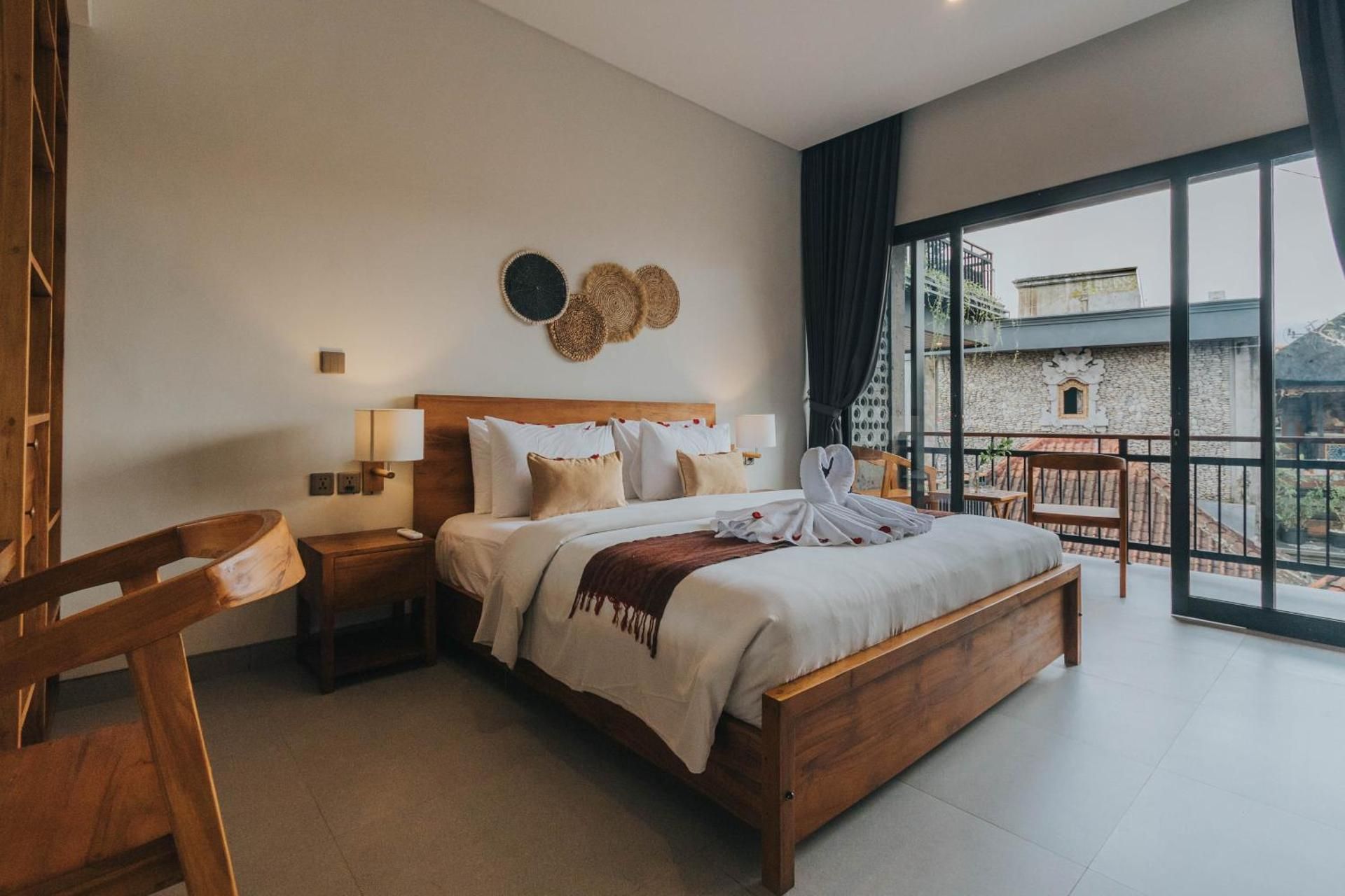Double Room with Private Bathroom