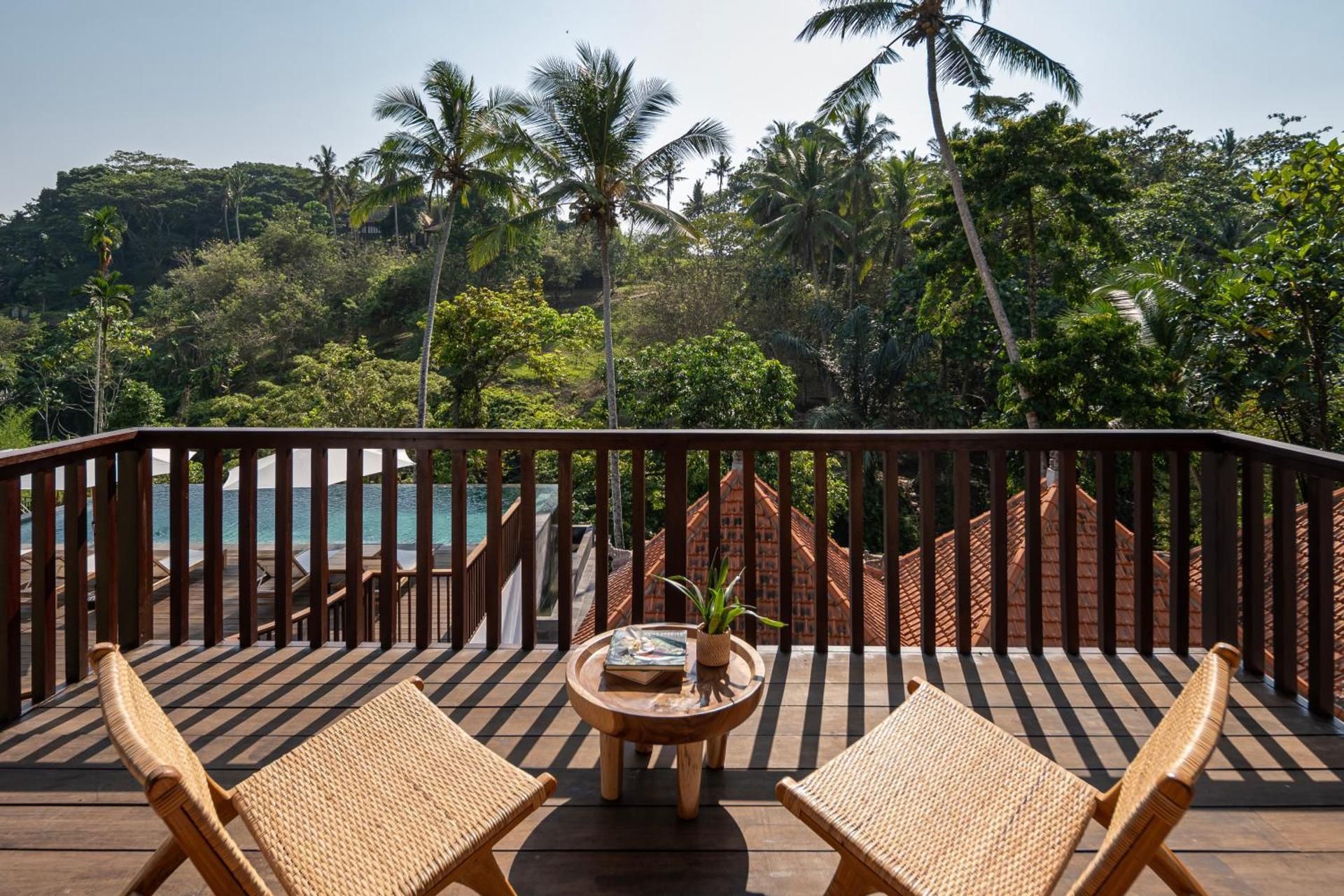Suite with Pool View