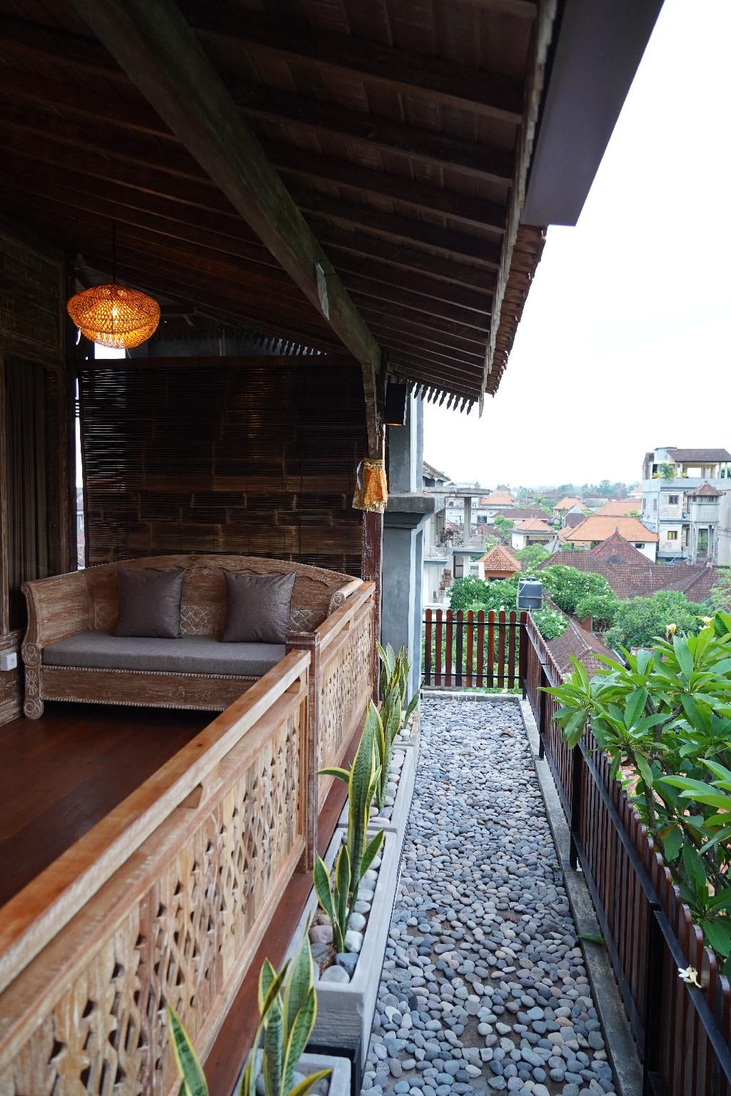 Deluxe Bungalow