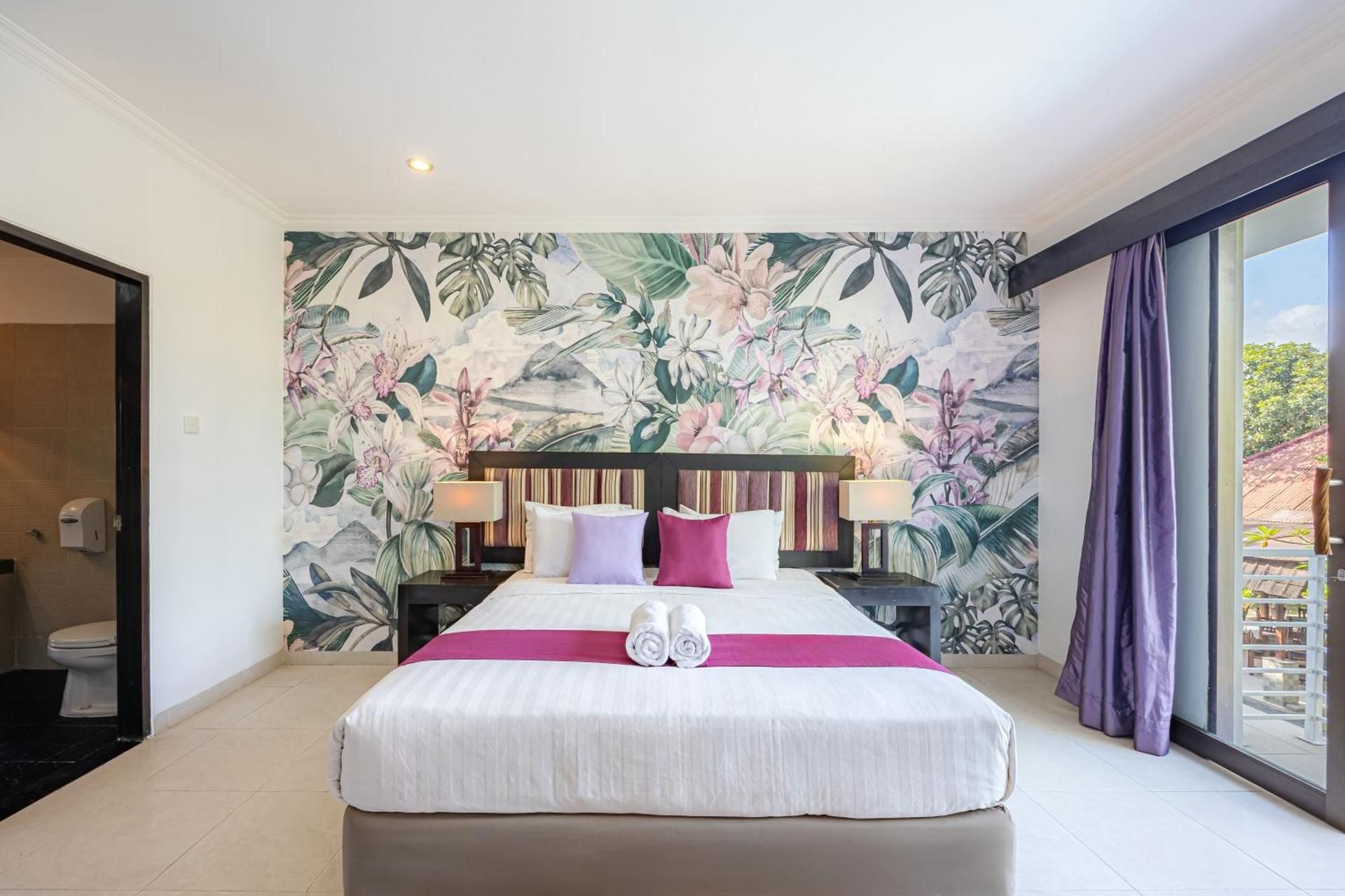 Superior Double Pool View Room