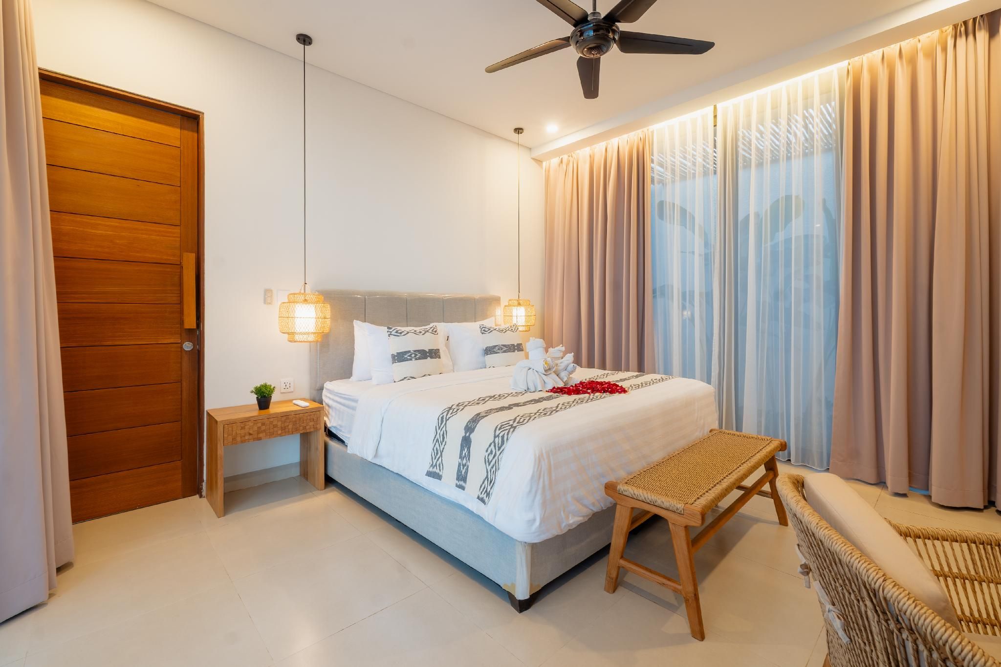 2 Bedroom Deluxe Suite
