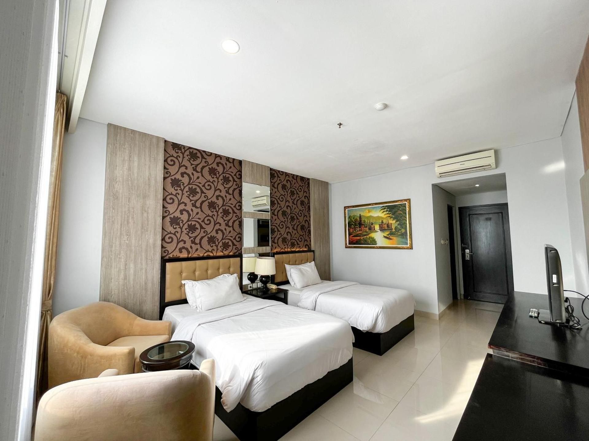 Large Twin Room