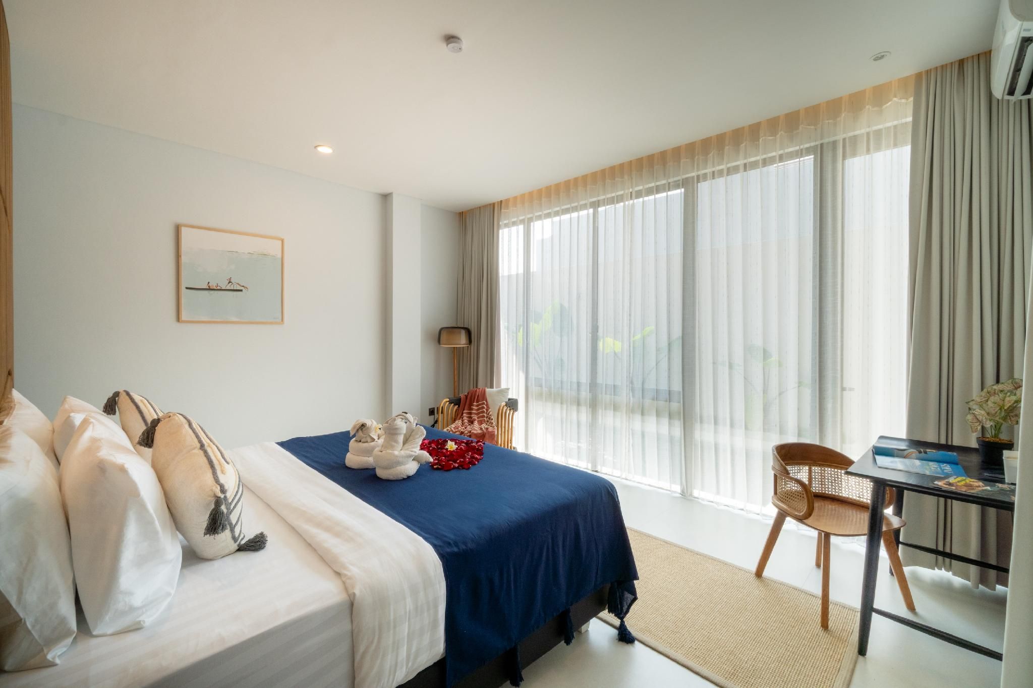 2 Bedroom Deluxe Suite