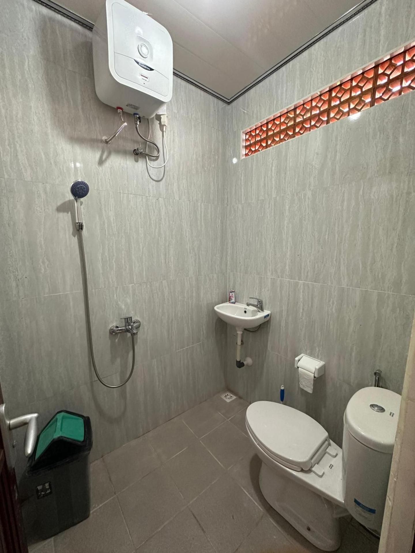 Double or Twin Room with Bathroom