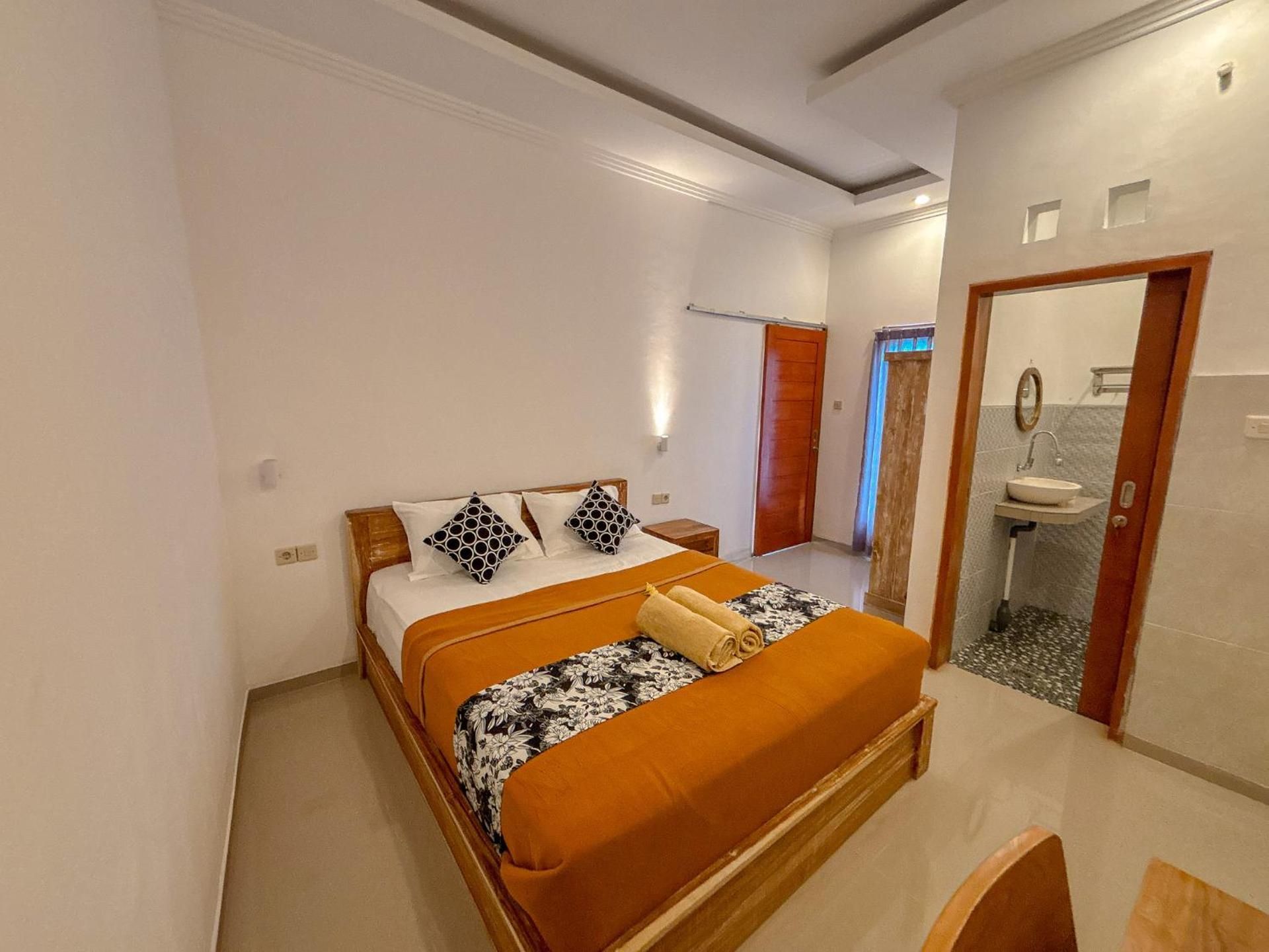 Double Room with Balcony (2 Adults + 1 Child)