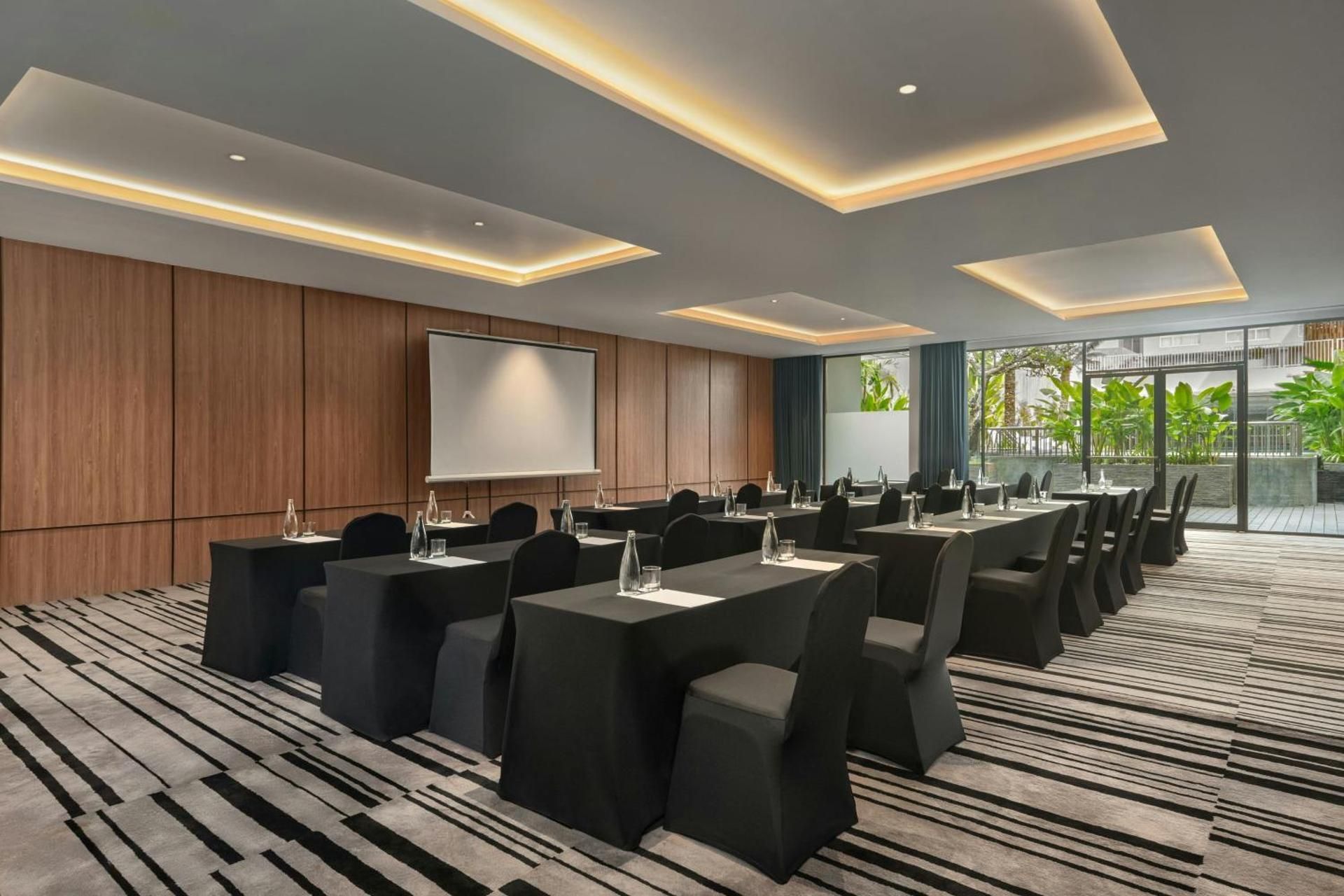 meeting room / ballrooms