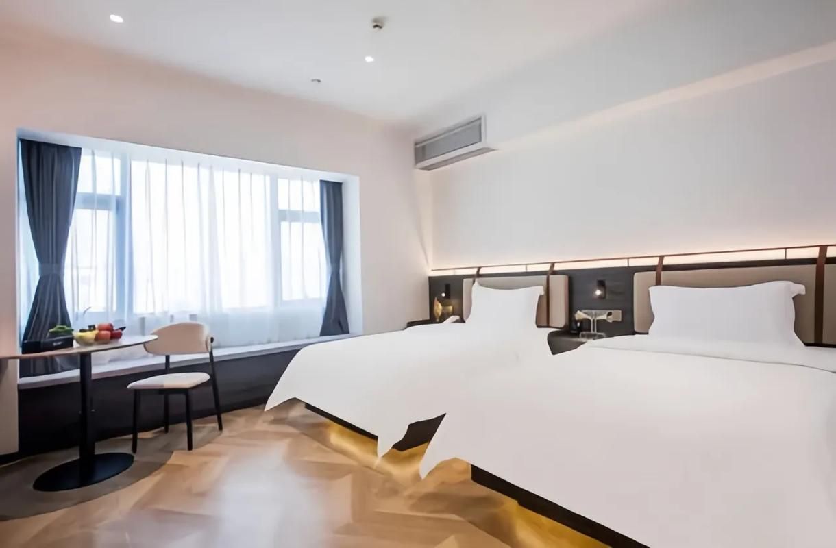 2 Bed Twin Superior Room