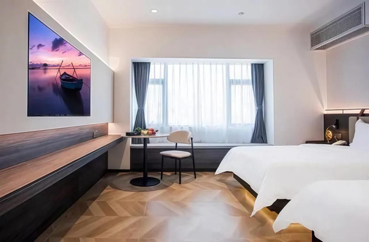 2 Bed Twin Superior Room