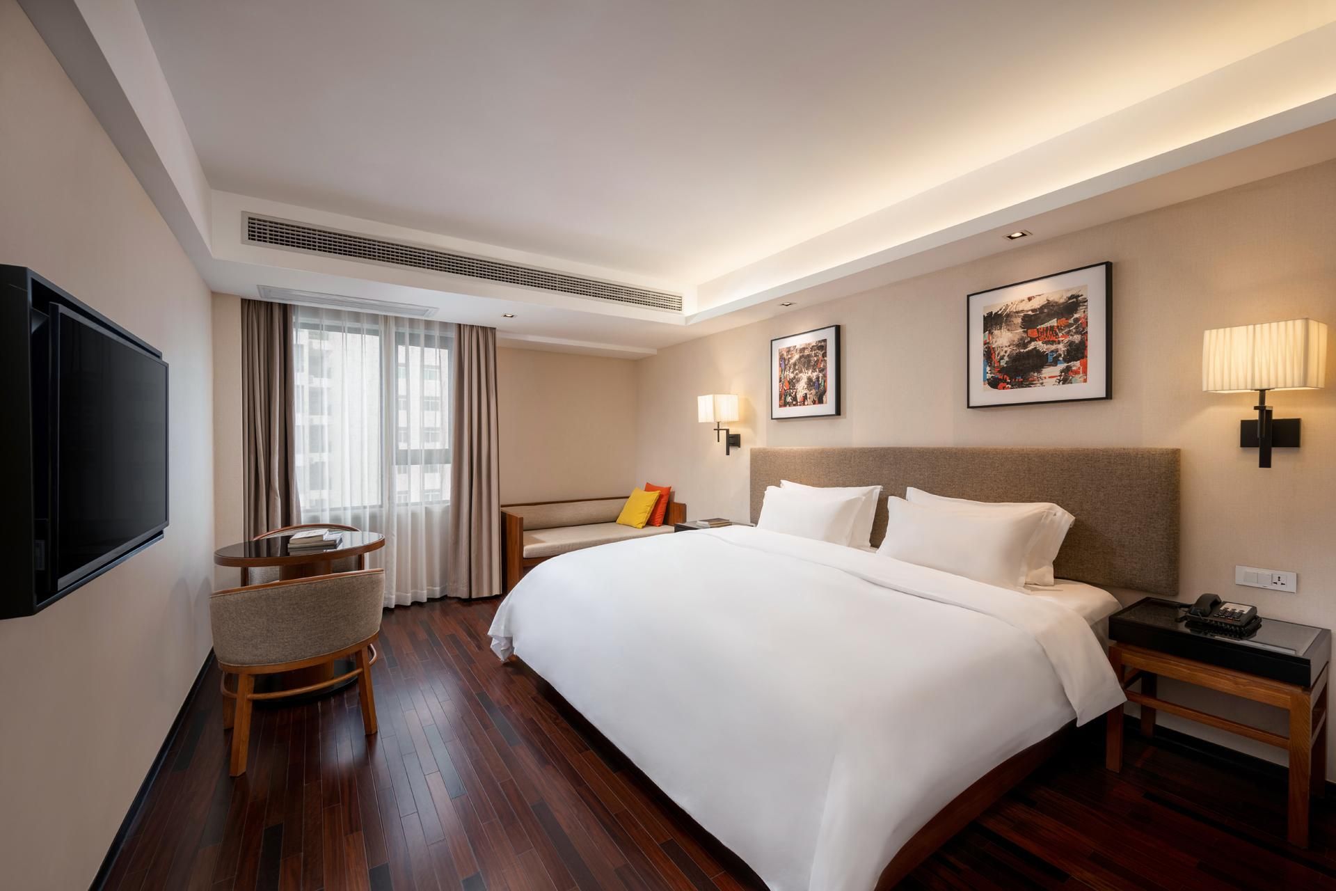 SSAW Boutique Hotel Sanya Dadonghai Four Seasons Room with 1 King Bed